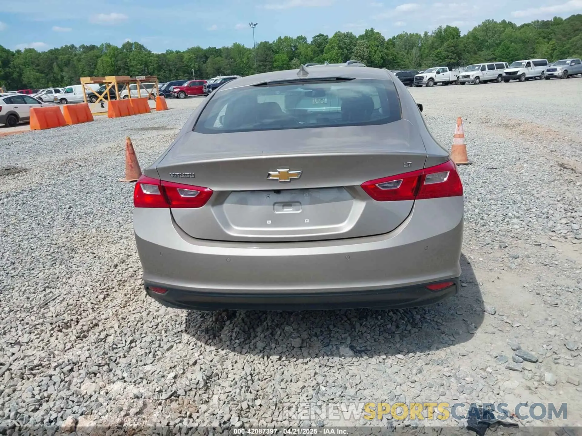 16 Photograph of a damaged car 1G1ZD5ST2SF148224 CHEVROLET MALIBU 2025