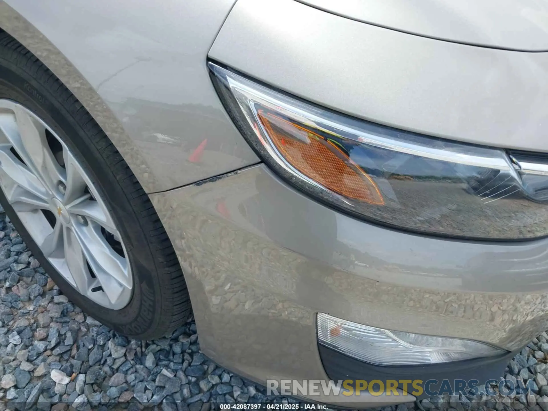 17 Photograph of a damaged car 1G1ZD5ST2SF148224 CHEVROLET MALIBU 2025