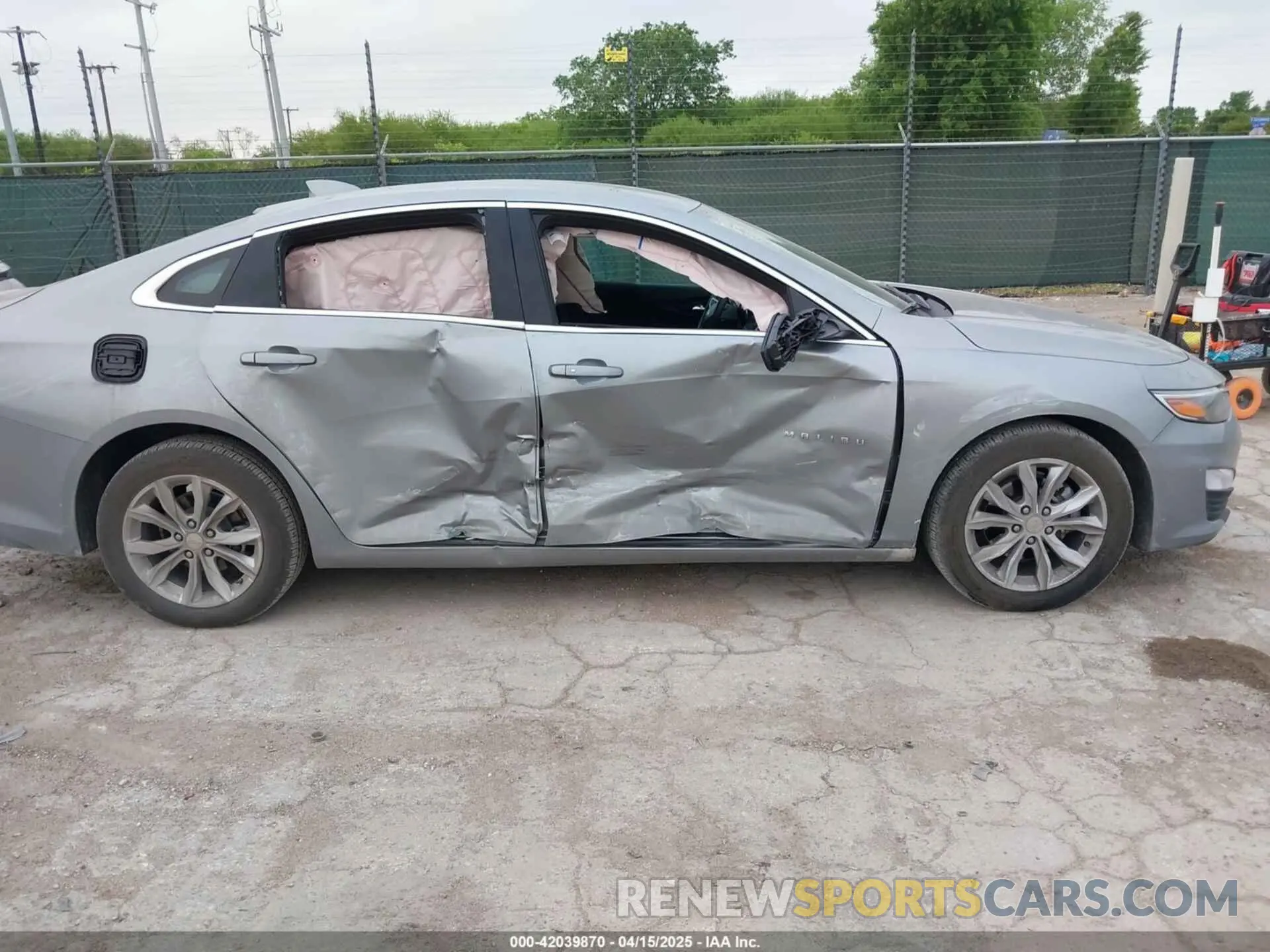 13 Photograph of a damaged car 1G1ZD5ST3SF115426 CHEVROLET MALIBU 2025