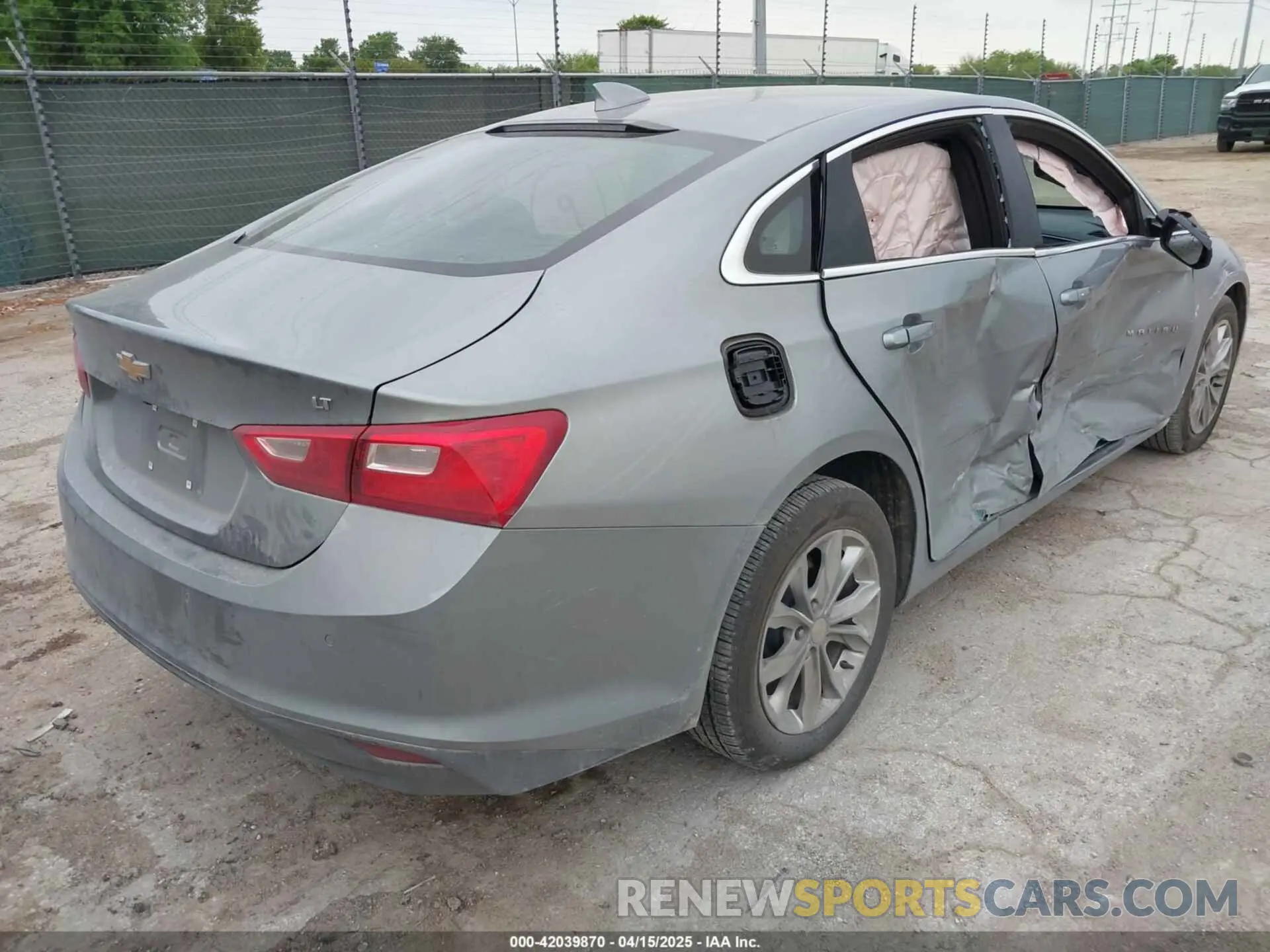 4 Photograph of a damaged car 1G1ZD5ST3SF115426 CHEVROLET MALIBU 2025