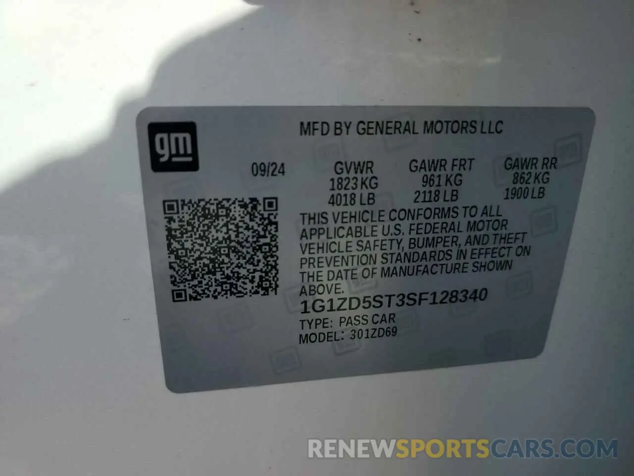 13 Photograph of a damaged car 1G1ZD5ST3SF128340 CHEVROLET MALIBU 2025