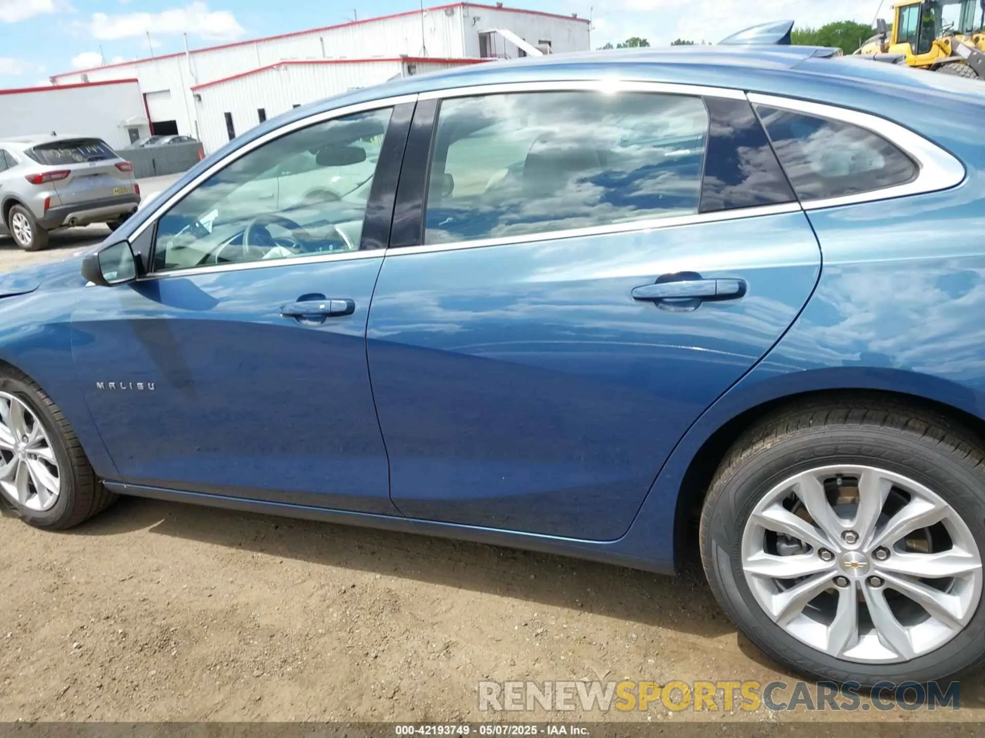 14 Photograph of a damaged car 1G1ZD5ST3SF148538 CHEVROLET MALIBU 2025