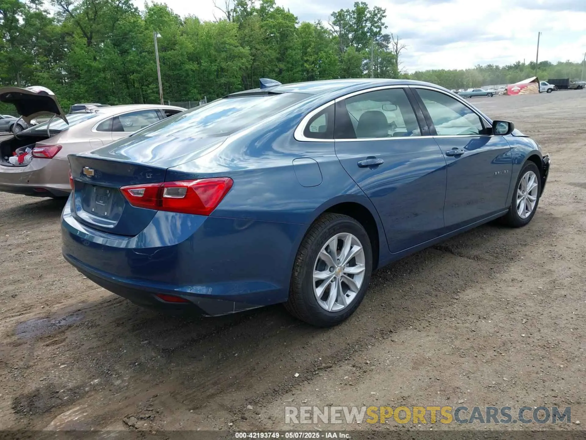 4 Photograph of a damaged car 1G1ZD5ST3SF148538 CHEVROLET MALIBU 2025