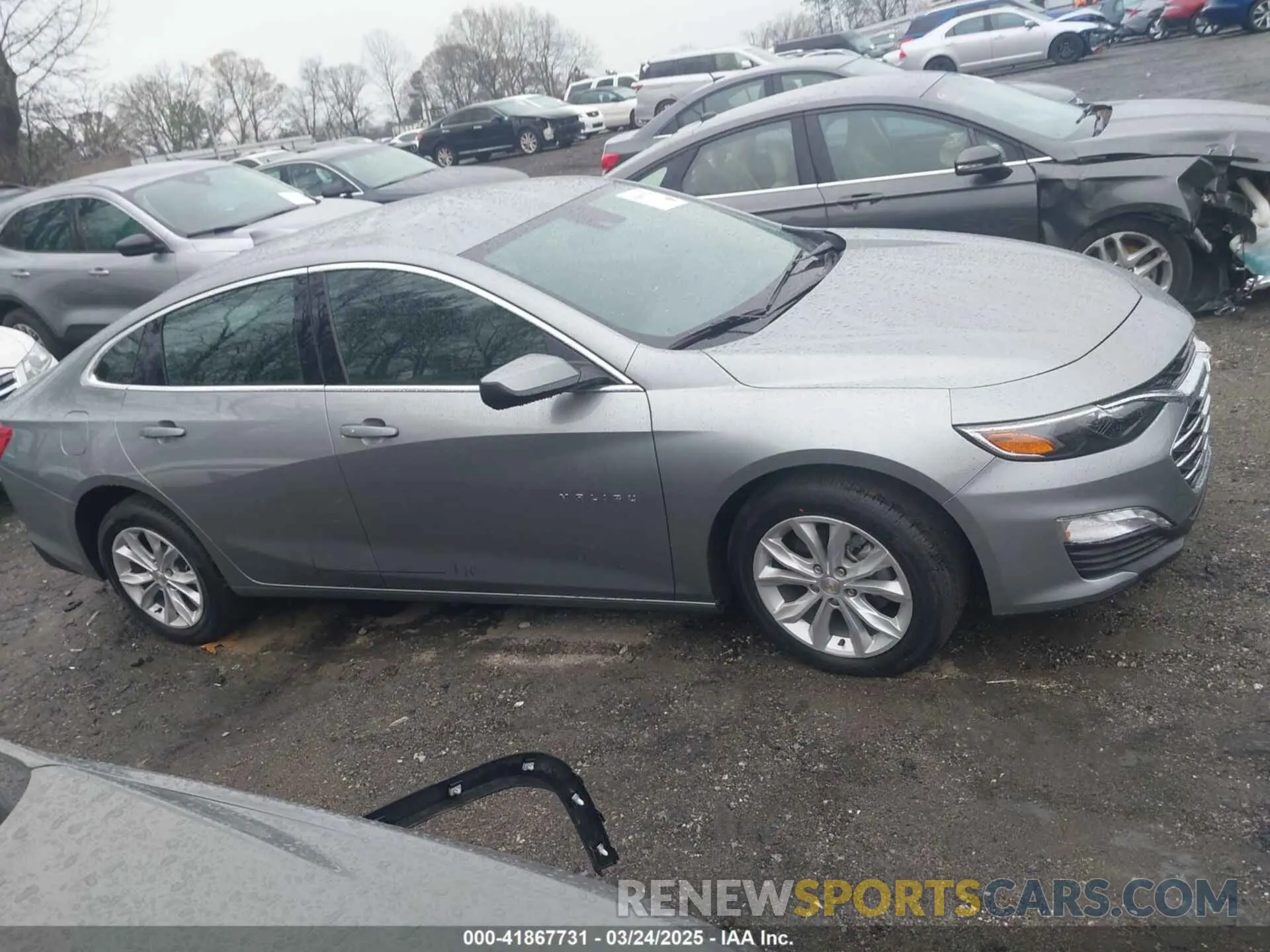 13 Photograph of a damaged car 1G1ZD5ST4SF118643 CHEVROLET MALIBU 2025