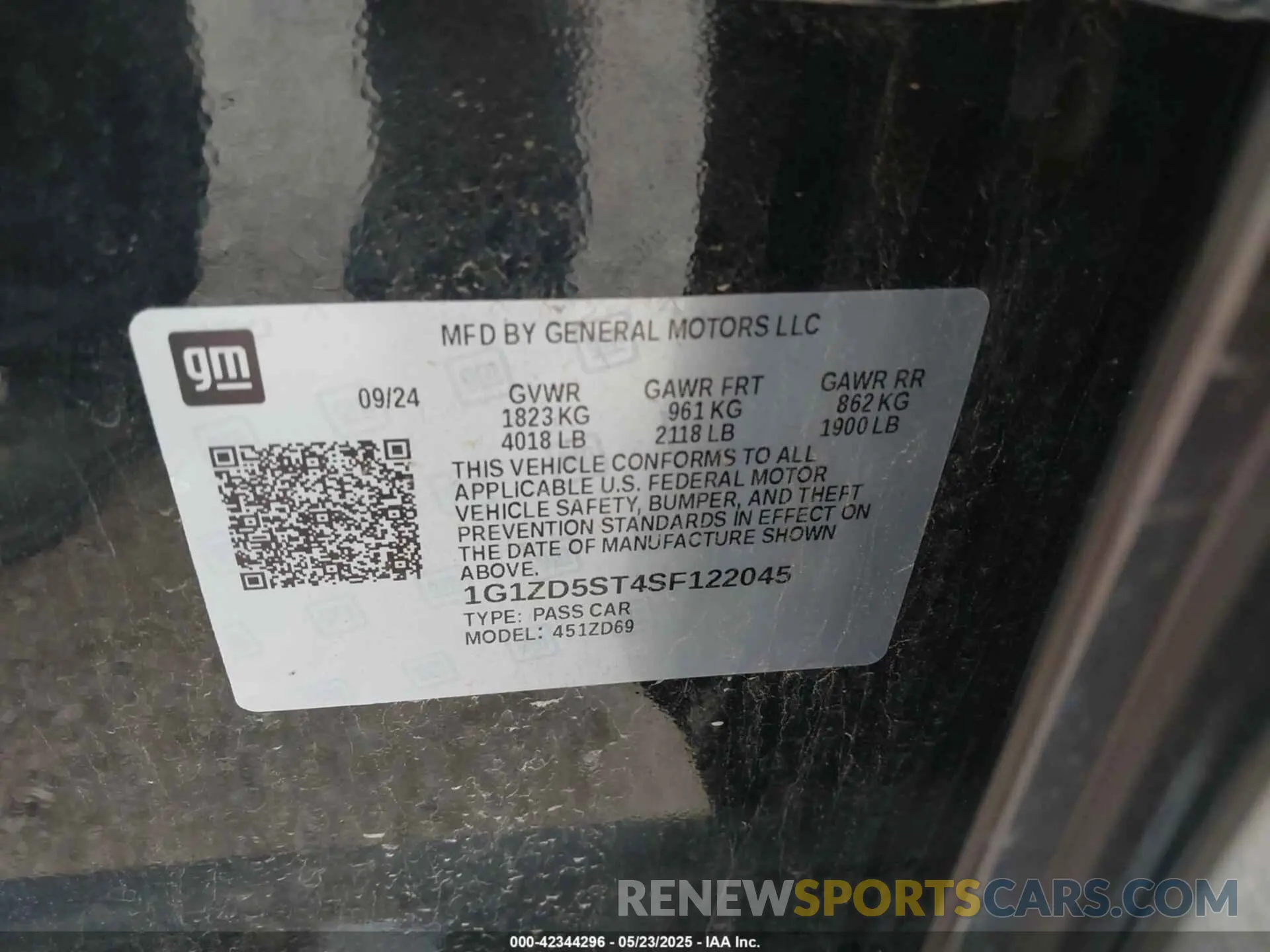 9 Photograph of a damaged car 1G1ZD5ST4SF122045 CHEVROLET MALIBU 2025