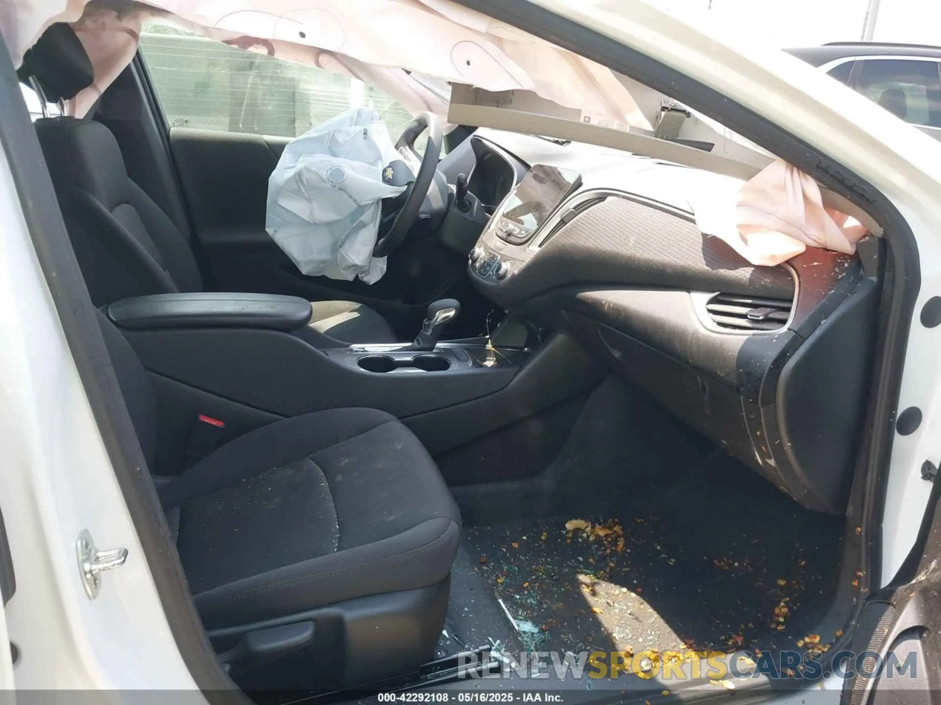 5 Photograph of a damaged car 1G1ZD5ST4SF126371 CHEVROLET MALIBU 2025