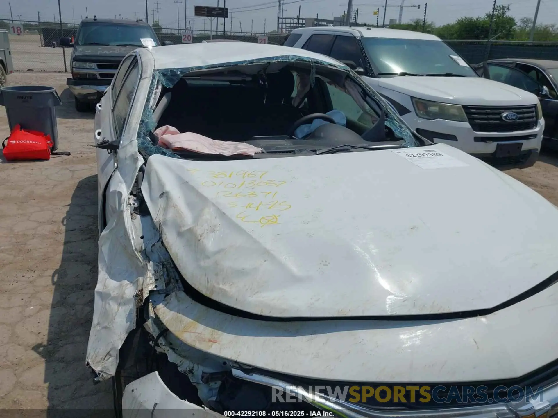 6 Photograph of a damaged car 1G1ZD5ST4SF126371 CHEVROLET MALIBU 2025