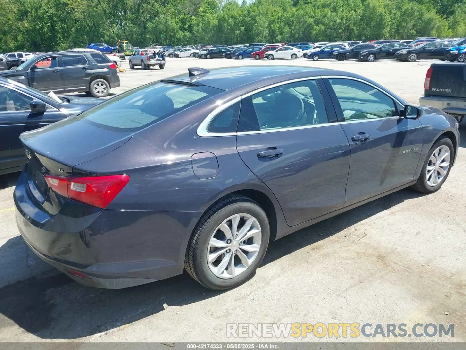 4 Photograph of a damaged car 1G1ZD5ST5SF112401 CHEVROLET MALIBU 2025