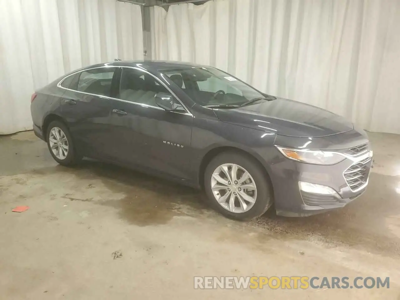 4 Photograph of a damaged car 1G1ZD5ST5SF139937 CHEVROLET MALIBU 2025
