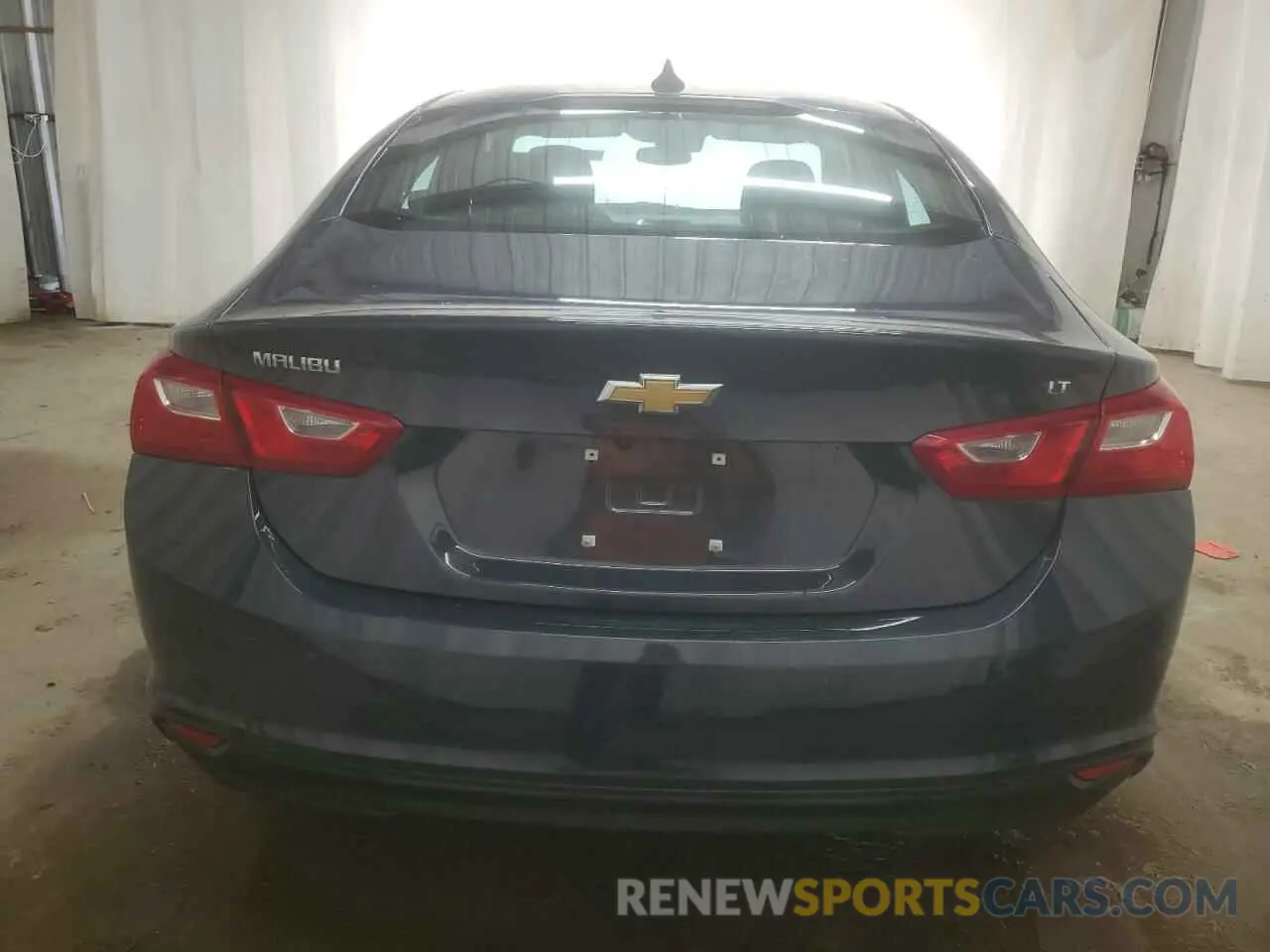 6 Photograph of a damaged car 1G1ZD5ST5SF139937 CHEVROLET MALIBU 2025