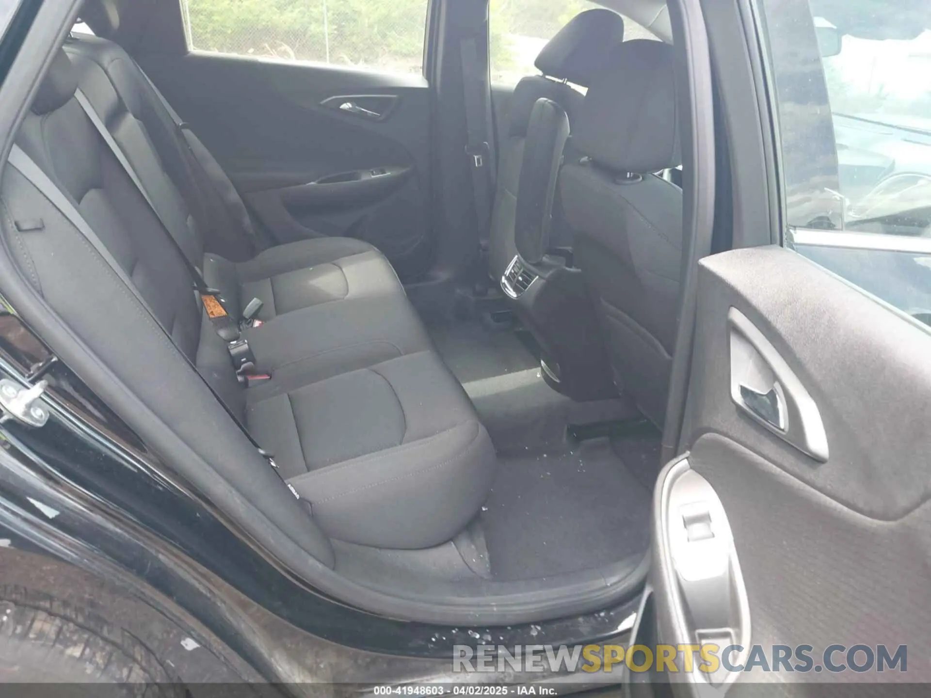 8 Photograph of a damaged car 1G1ZD5ST5SF144989 CHEVROLET MALIBU 2025
