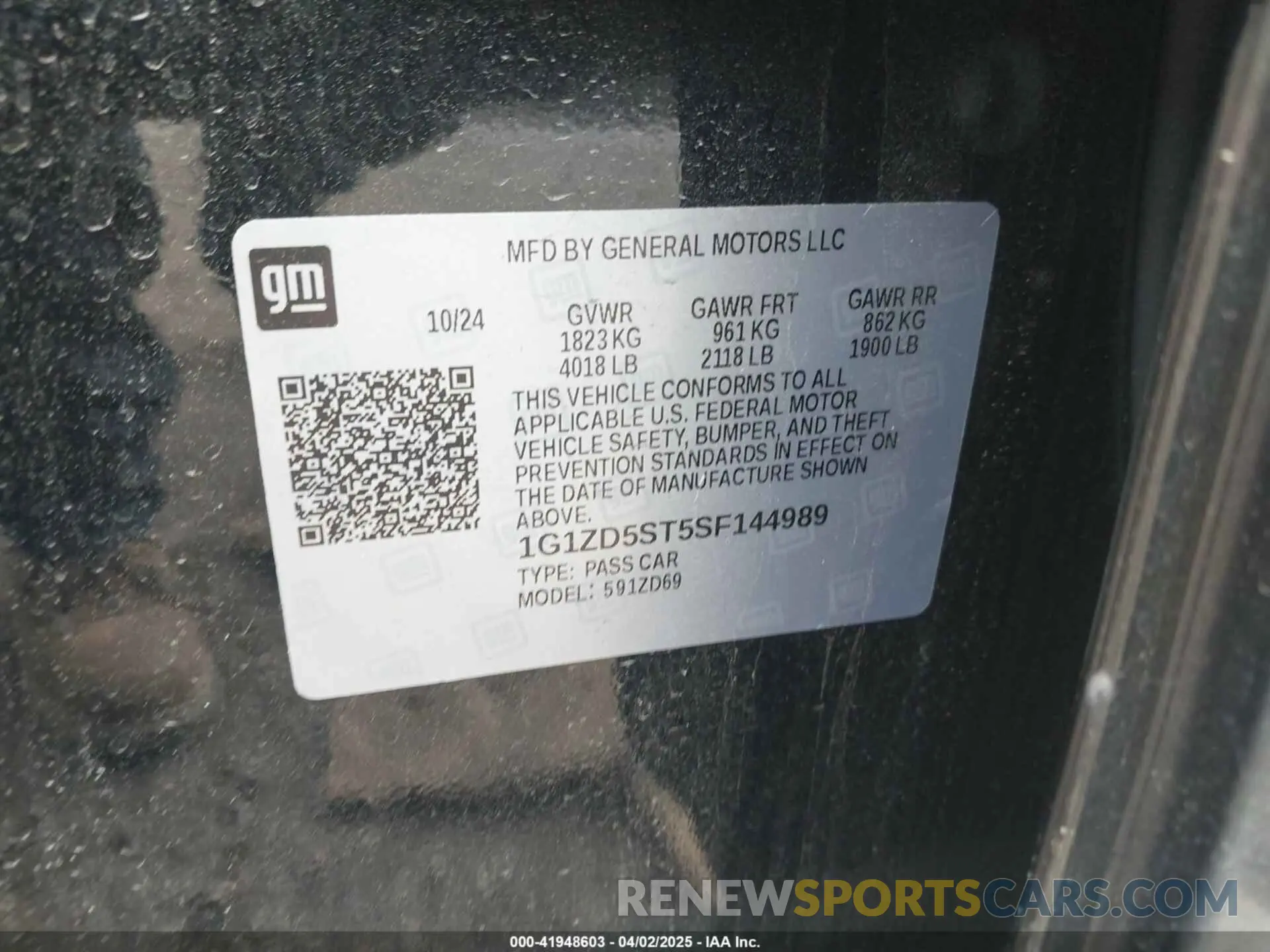 9 Photograph of a damaged car 1G1ZD5ST5SF144989 CHEVROLET MALIBU 2025