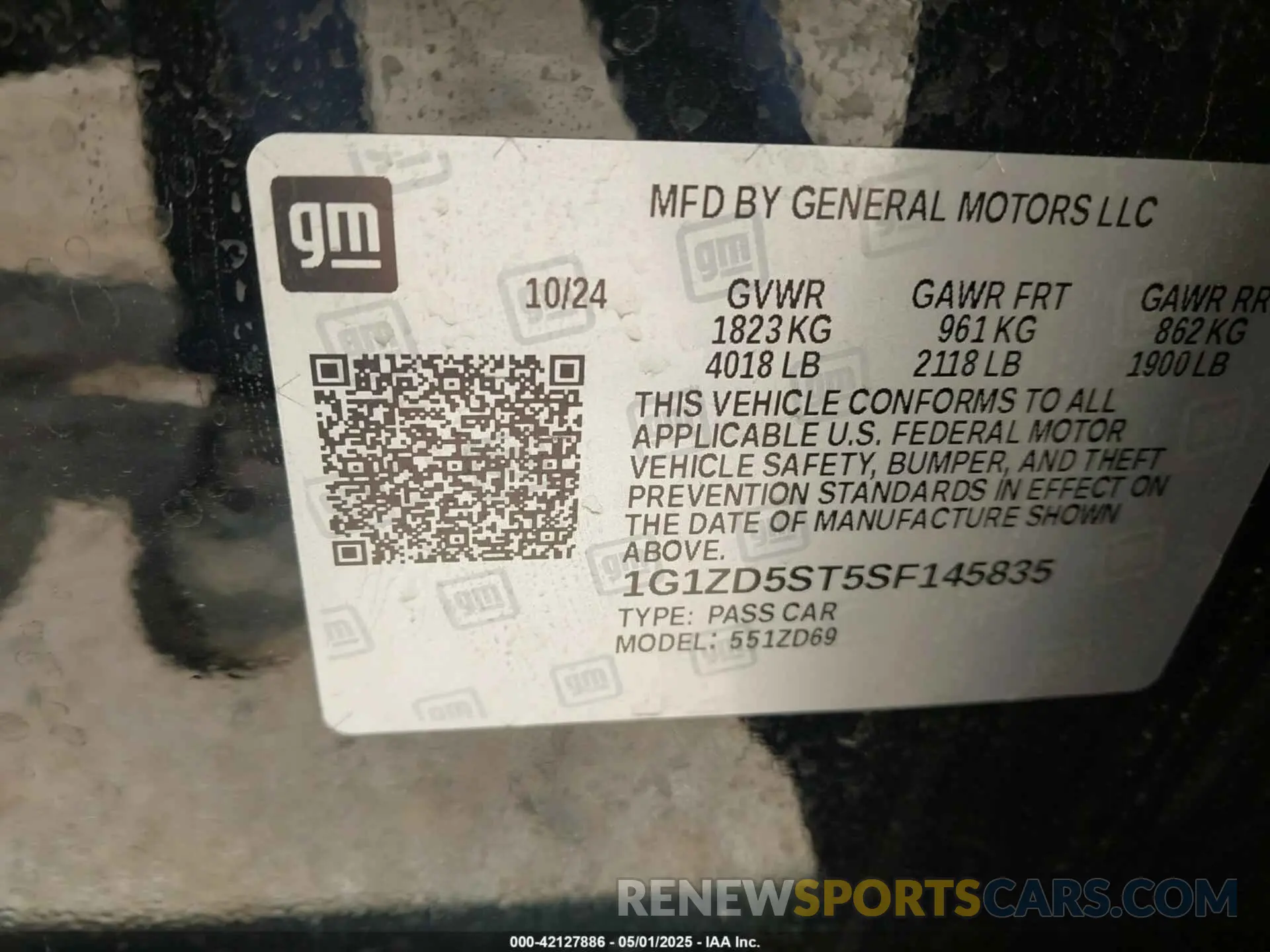 9 Photograph of a damaged car 1G1ZD5ST5SF145835 CHEVROLET MALIBU 2025