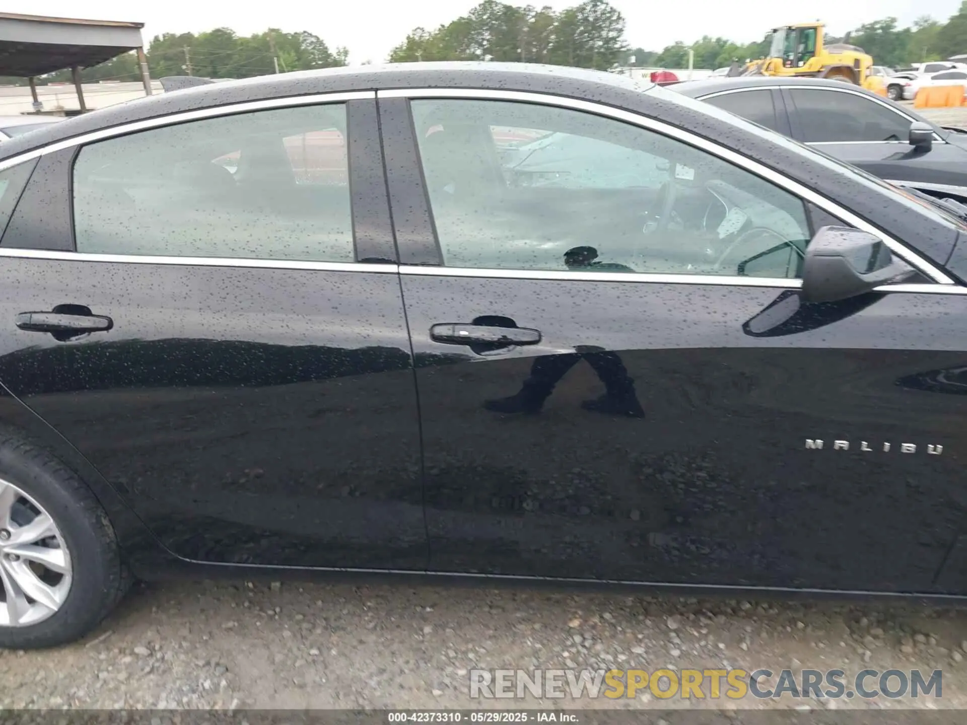 13 Photograph of a damaged car 1G1ZD5ST5SF146726 CHEVROLET MALIBU 2025