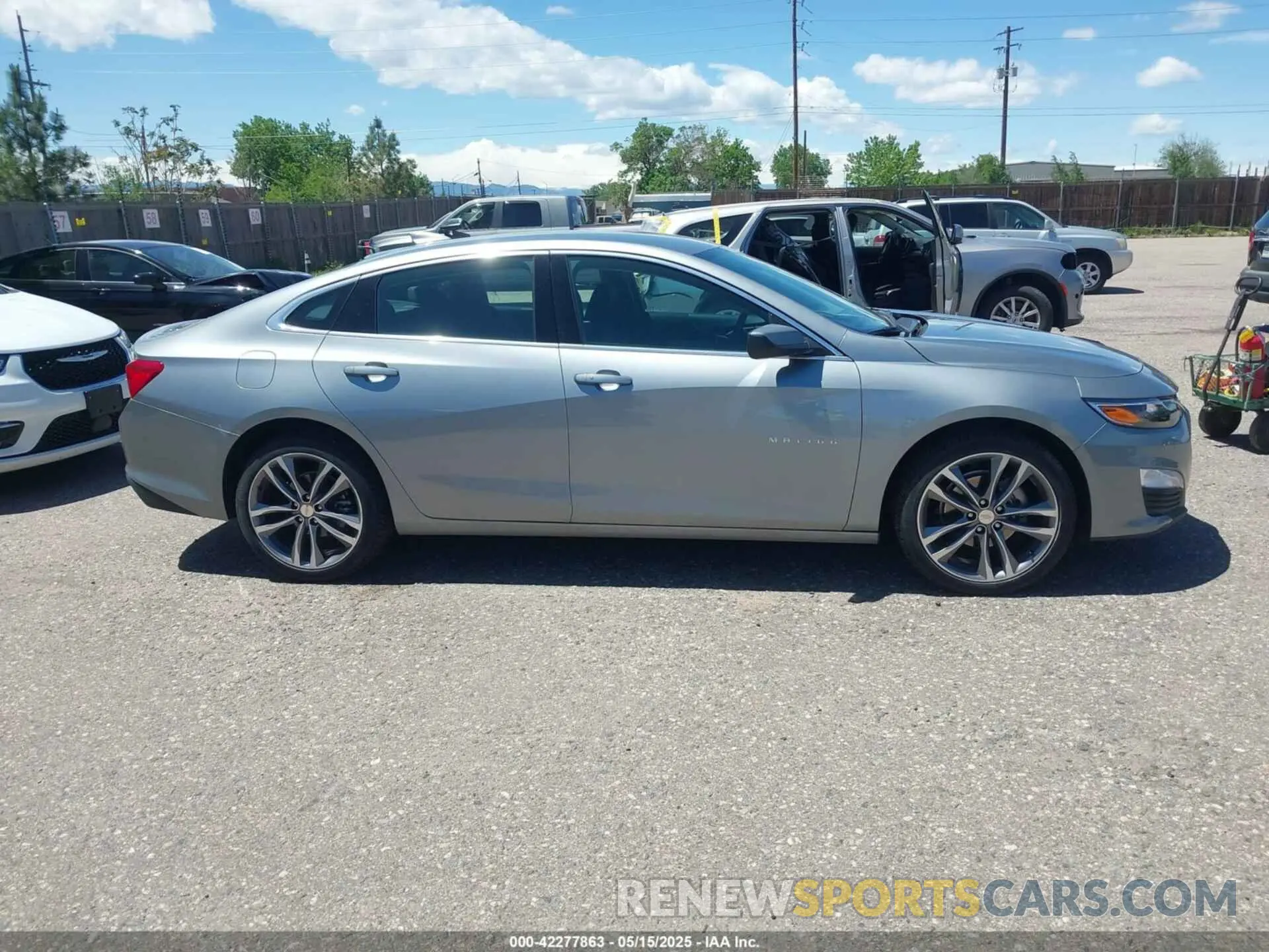 13 Photograph of a damaged car 1G1ZD5ST5SF156074 CHEVROLET MALIBU 2025