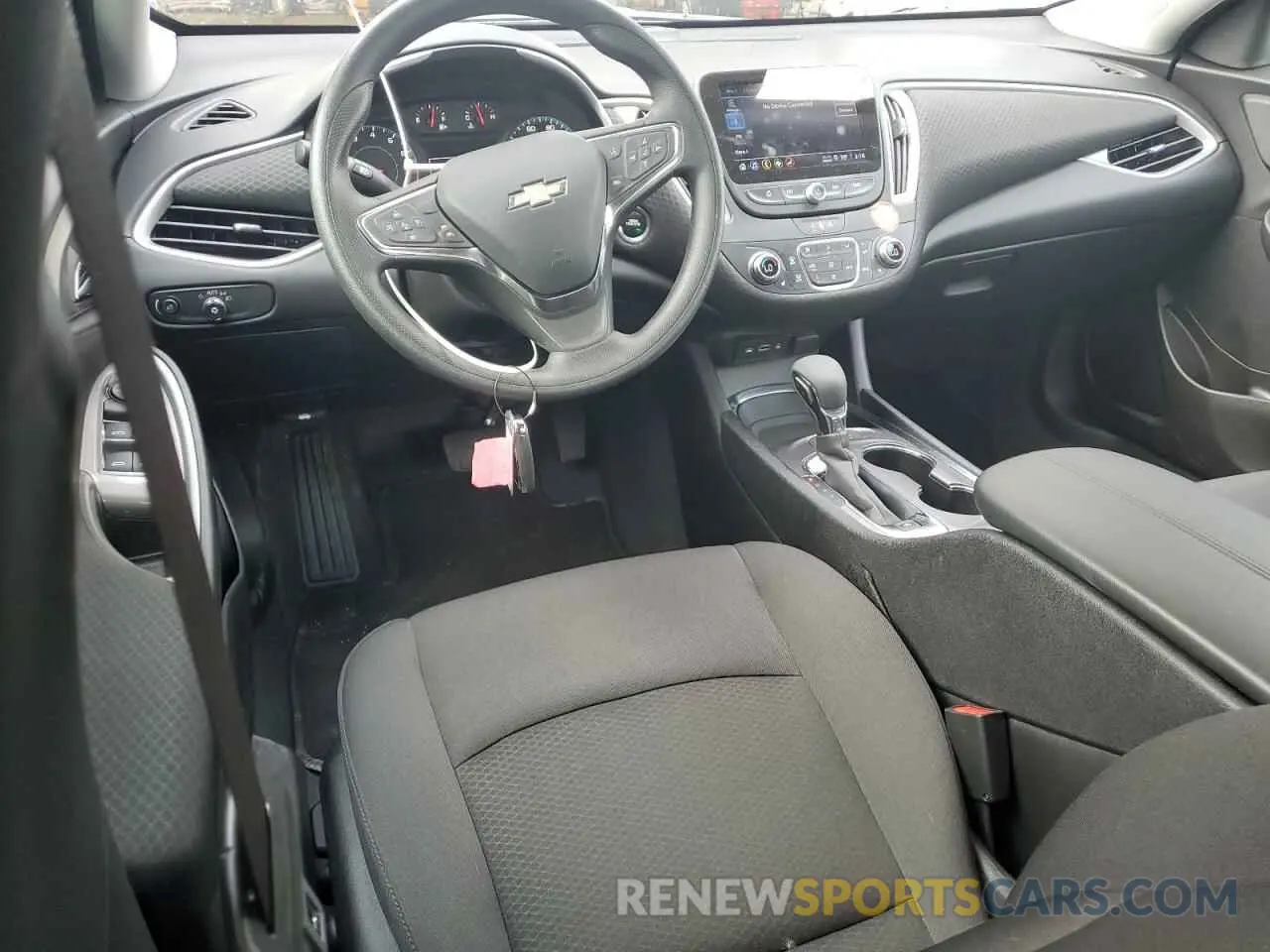 8 Photograph of a damaged car 1G1ZD5ST6SF140255 CHEVROLET MALIBU 2025