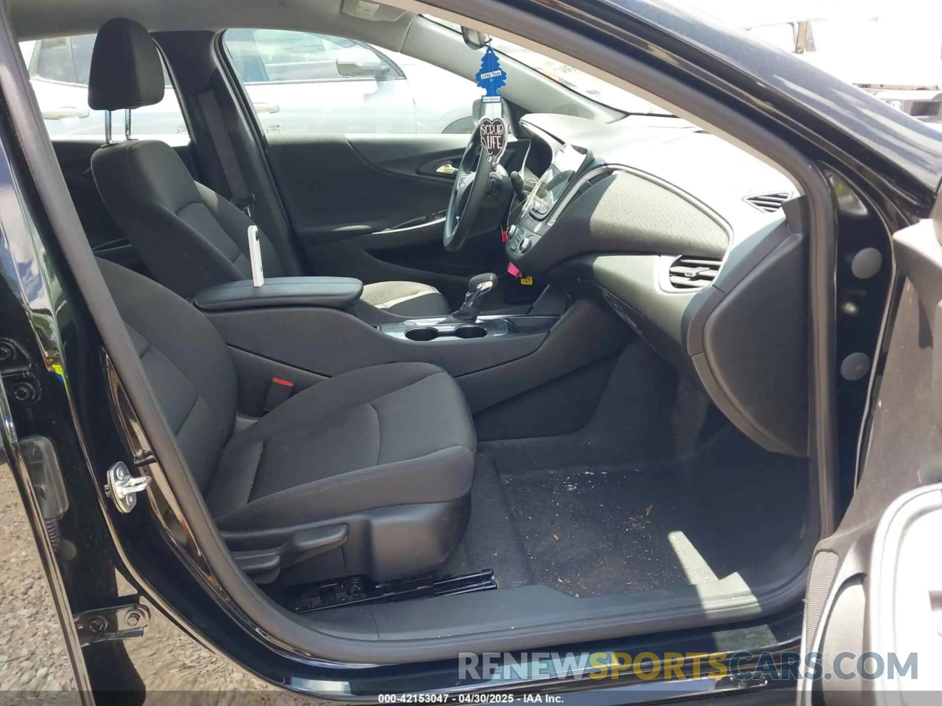 5 Photograph of a damaged car 1G1ZD5ST6SF145813 CHEVROLET MALIBU 2025