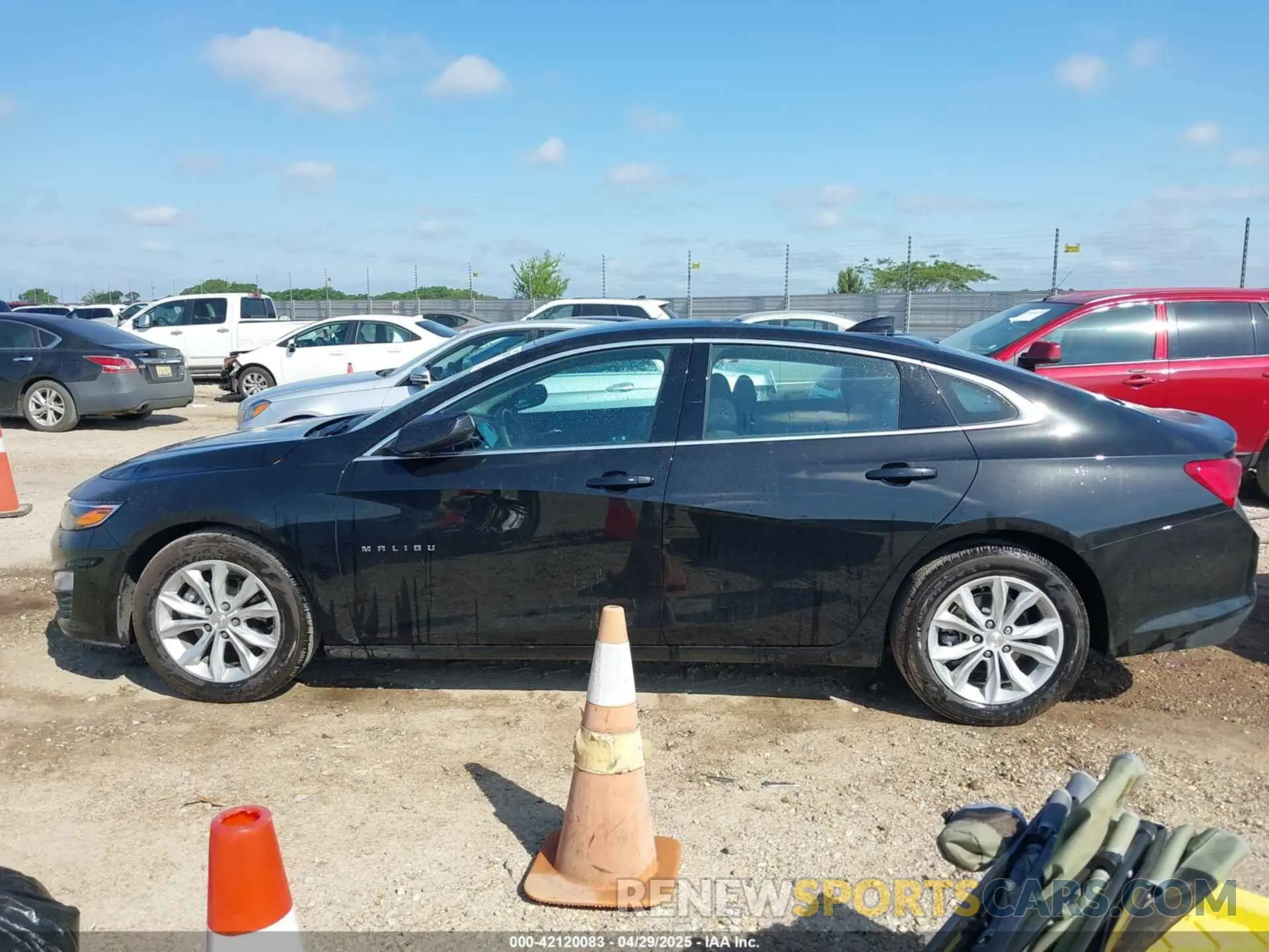 14 Photograph of a damaged car 1G1ZD5ST6SF152602 CHEVROLET MALIBU 2025