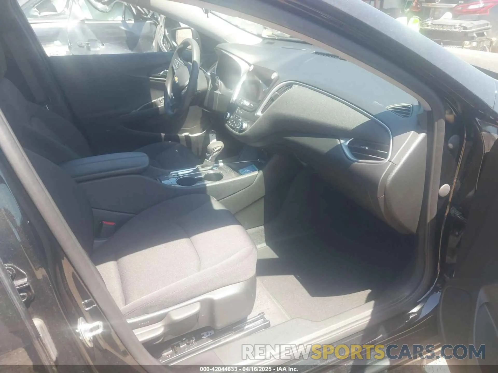 5 Photograph of a damaged car 1G1ZD5ST7SF119978 CHEVROLET MALIBU 2025