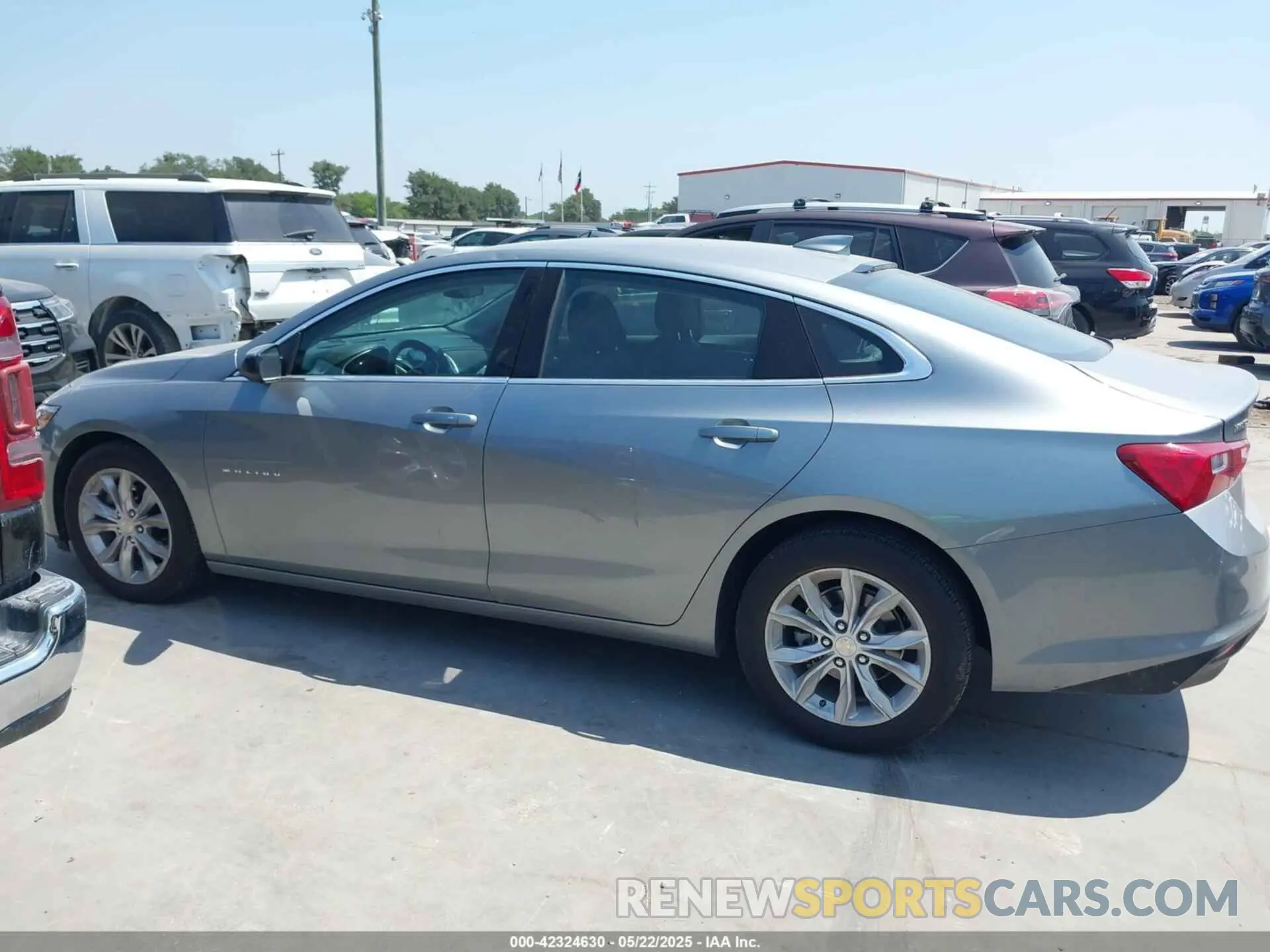 14 Photograph of a damaged car 1G1ZD5ST7SF122153 CHEVROLET MALIBU 2025