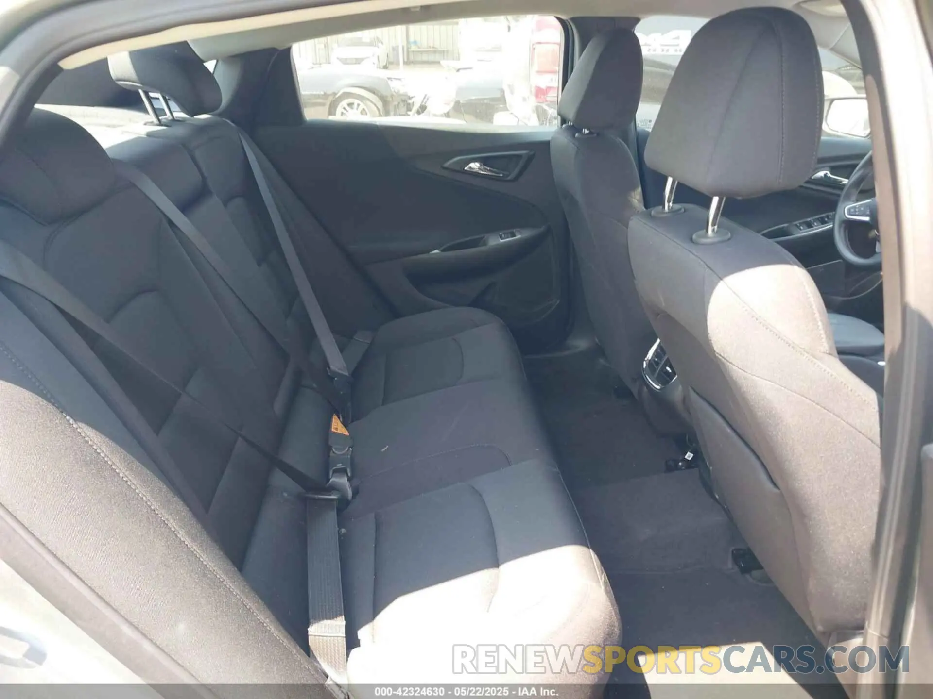 8 Photograph of a damaged car 1G1ZD5ST7SF122153 CHEVROLET MALIBU 2025