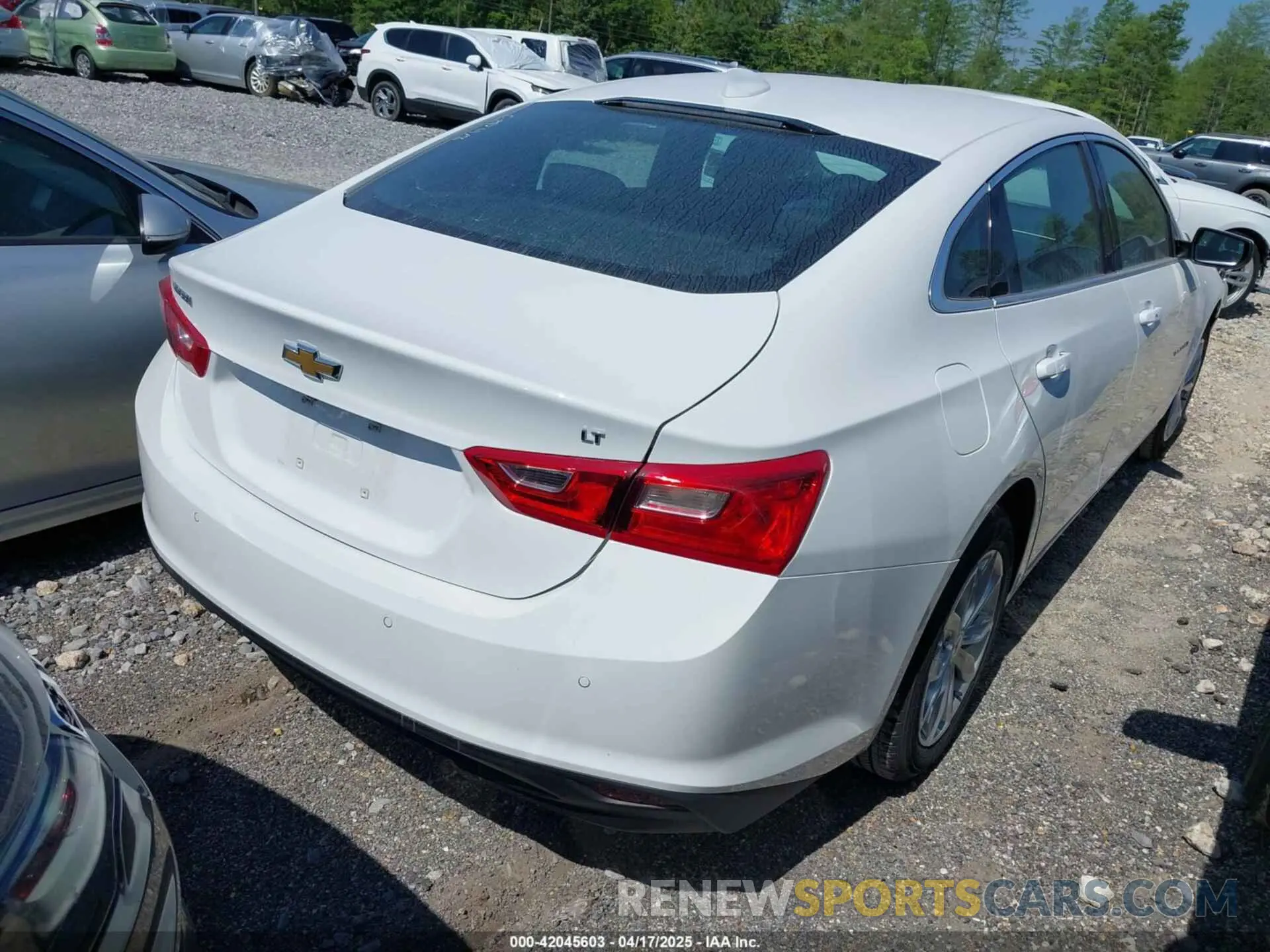 4 Photograph of a damaged car 1G1ZD5ST7SF157193 CHEVROLET MALIBU 2025