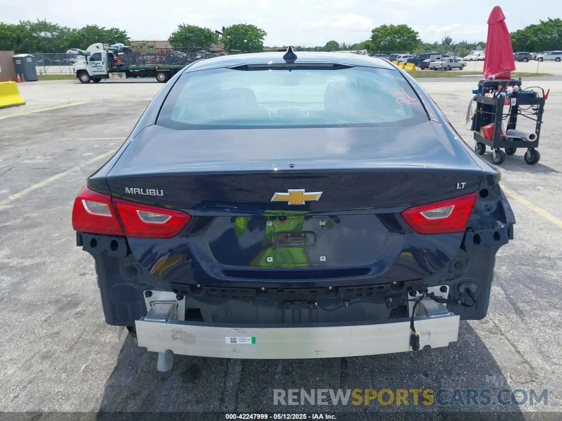 17 Photograph of a damaged car 1G1ZD5ST8SF134246 CHEVROLET MALIBU 2025