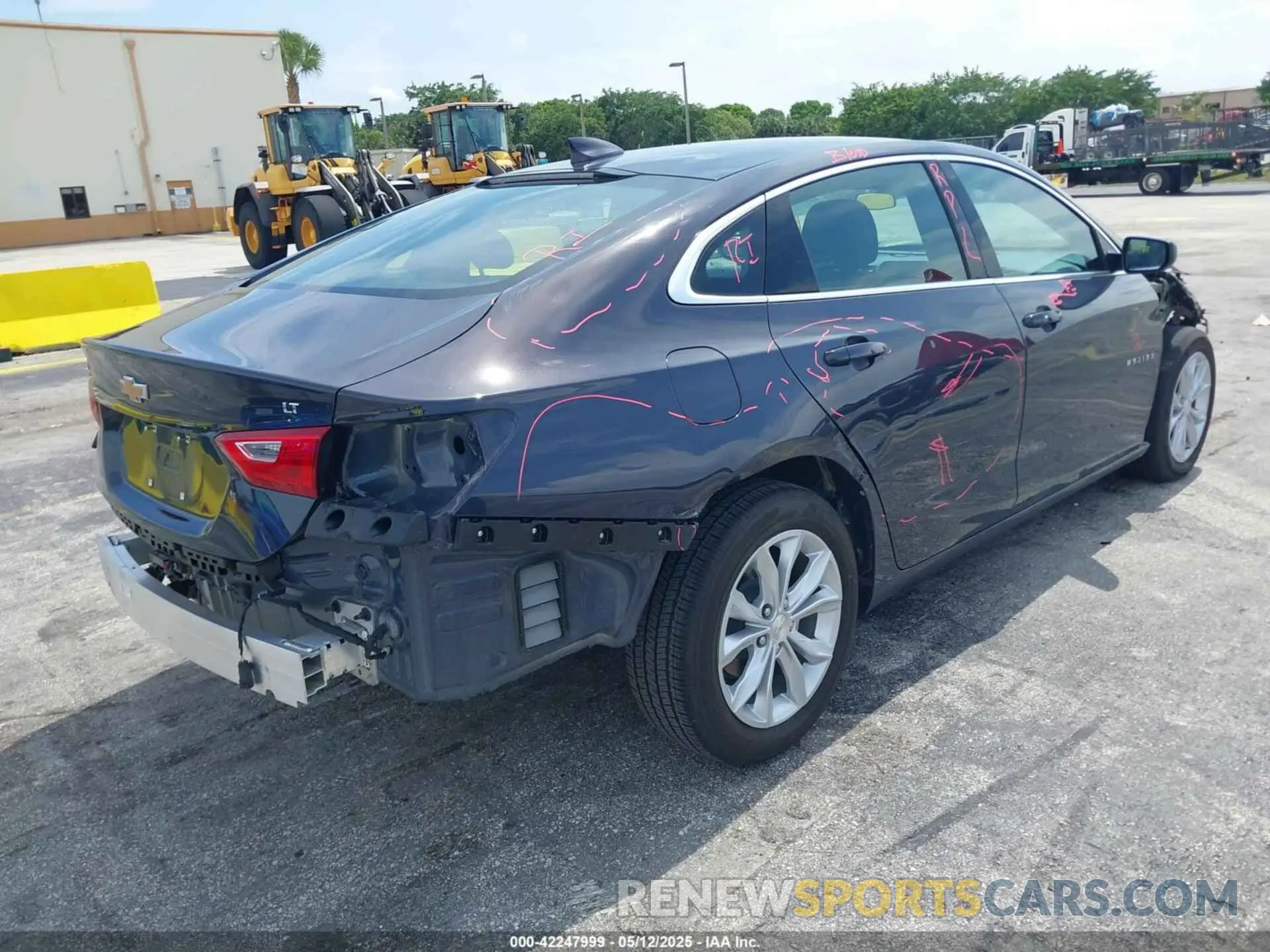4 Photograph of a damaged car 1G1ZD5ST8SF134246 CHEVROLET MALIBU 2025