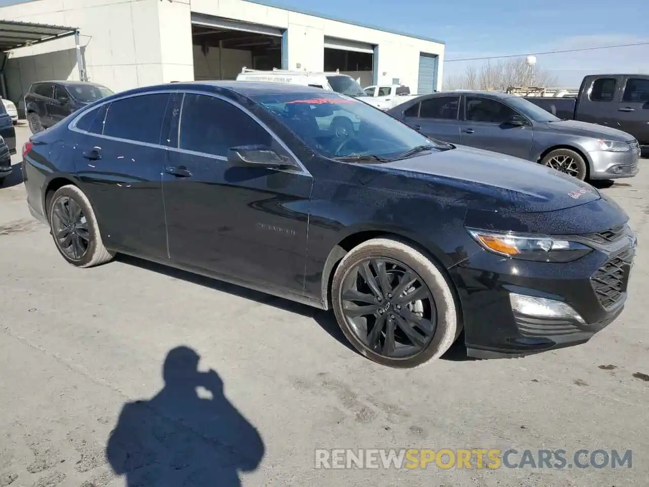 4 Photograph of a damaged car 1G1ZD5ST8SF139494 CHEVROLET MALIBU 2025