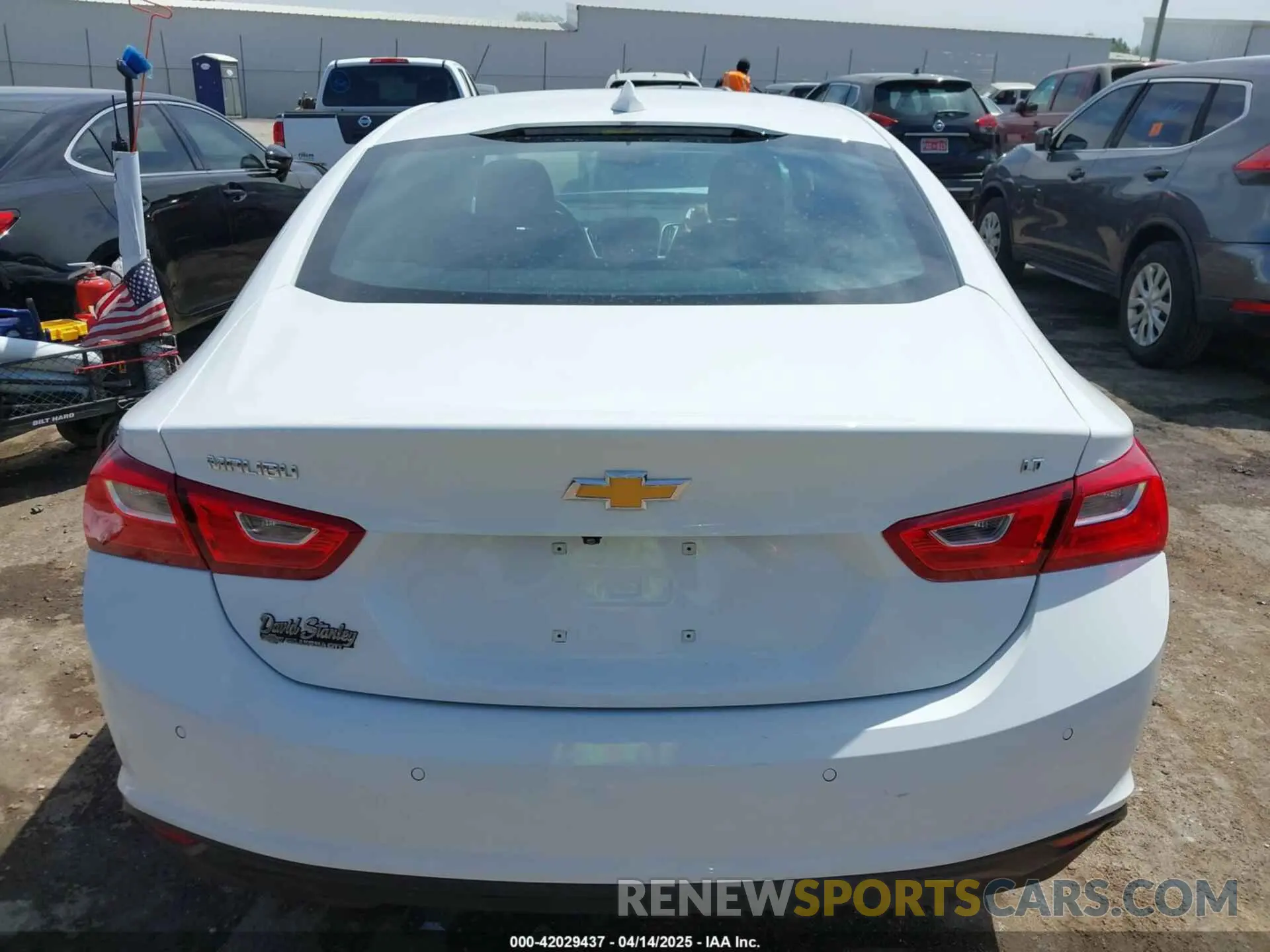 16 Photograph of a damaged car 1G1ZD5ST8SF146137 CHEVROLET MALIBU 2025