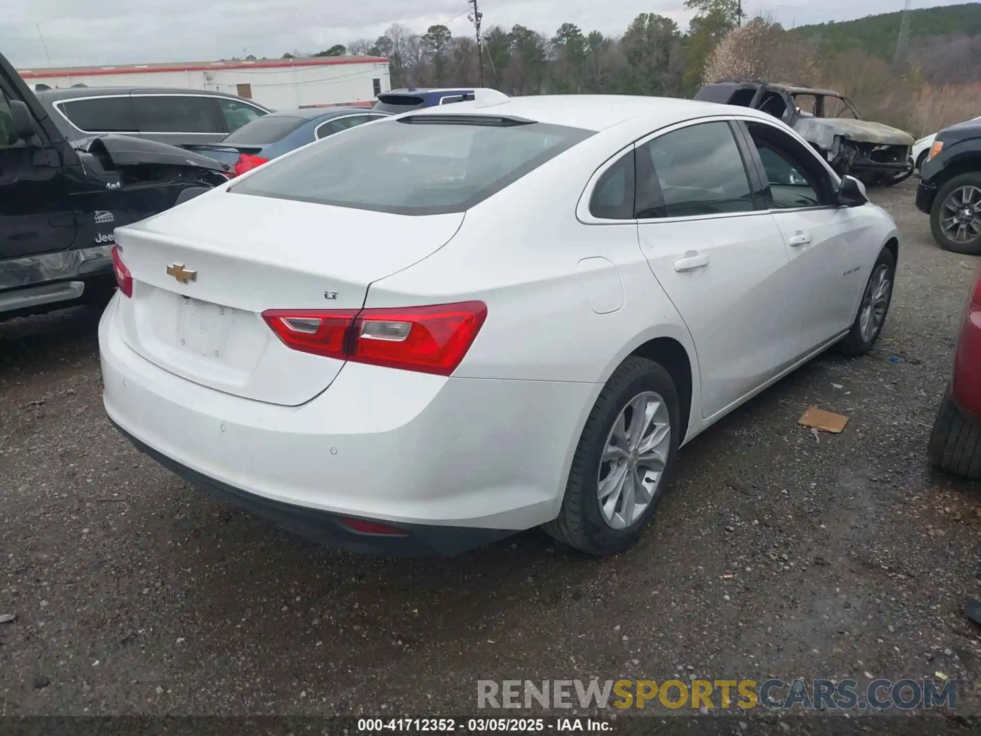 4 Photograph of a damaged car 1G1ZD5ST9SF110828 CHEVROLET MALIBU 2025