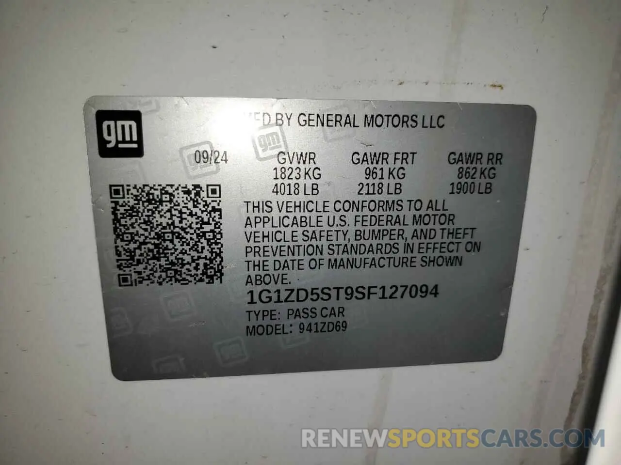 12 Photograph of a damaged car 1G1ZD5ST9SF127094 CHEVROLET MALIBU 2025