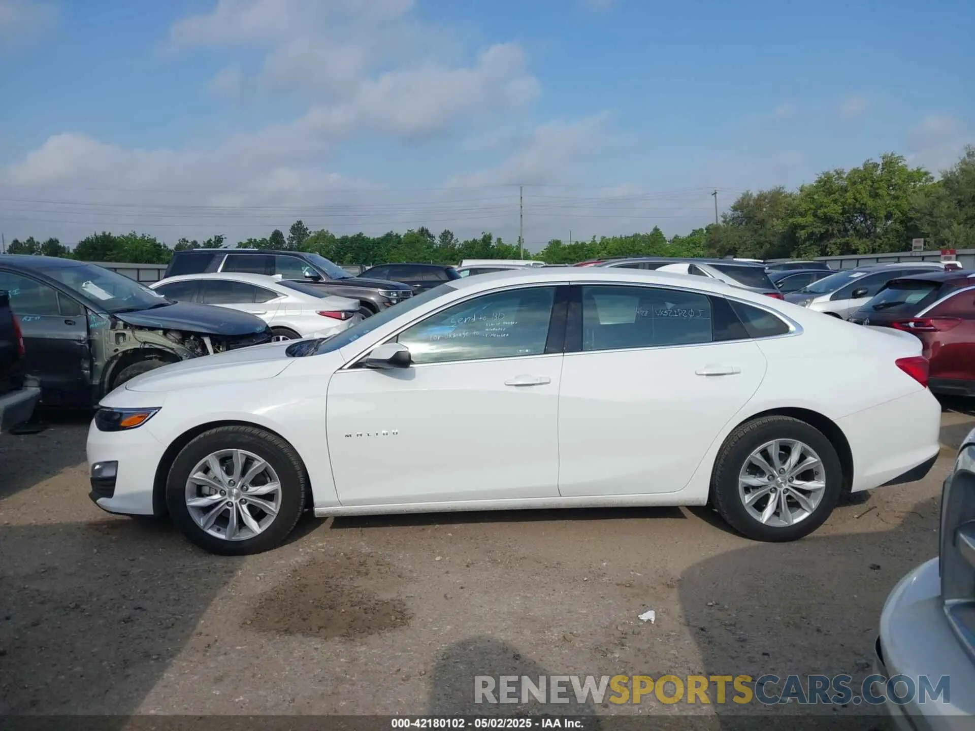14 Photograph of a damaged car 1G1ZD5ST9SF130822 CHEVROLET MALIBU 2025