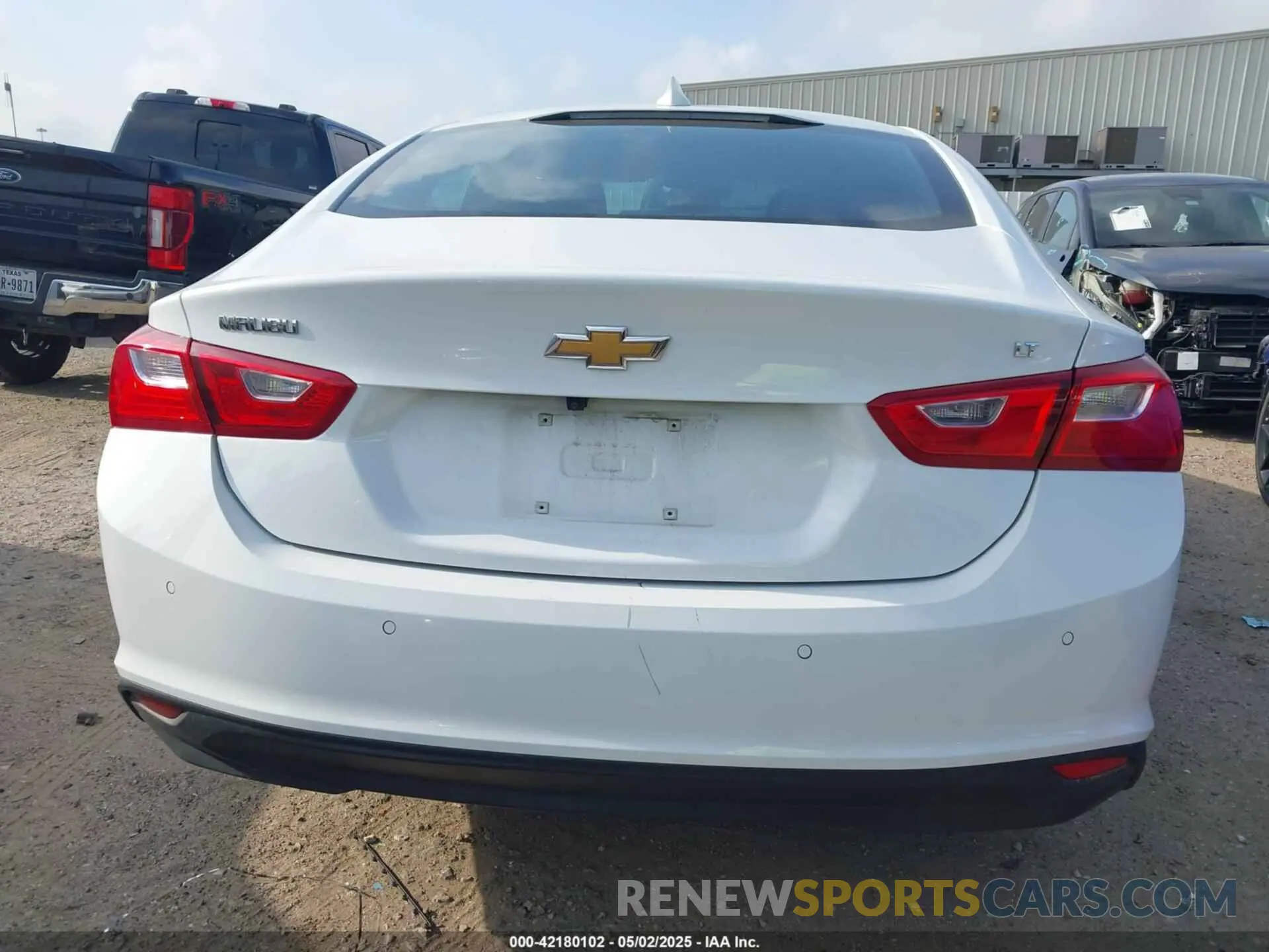 16 Photograph of a damaged car 1G1ZD5ST9SF130822 CHEVROLET MALIBU 2025