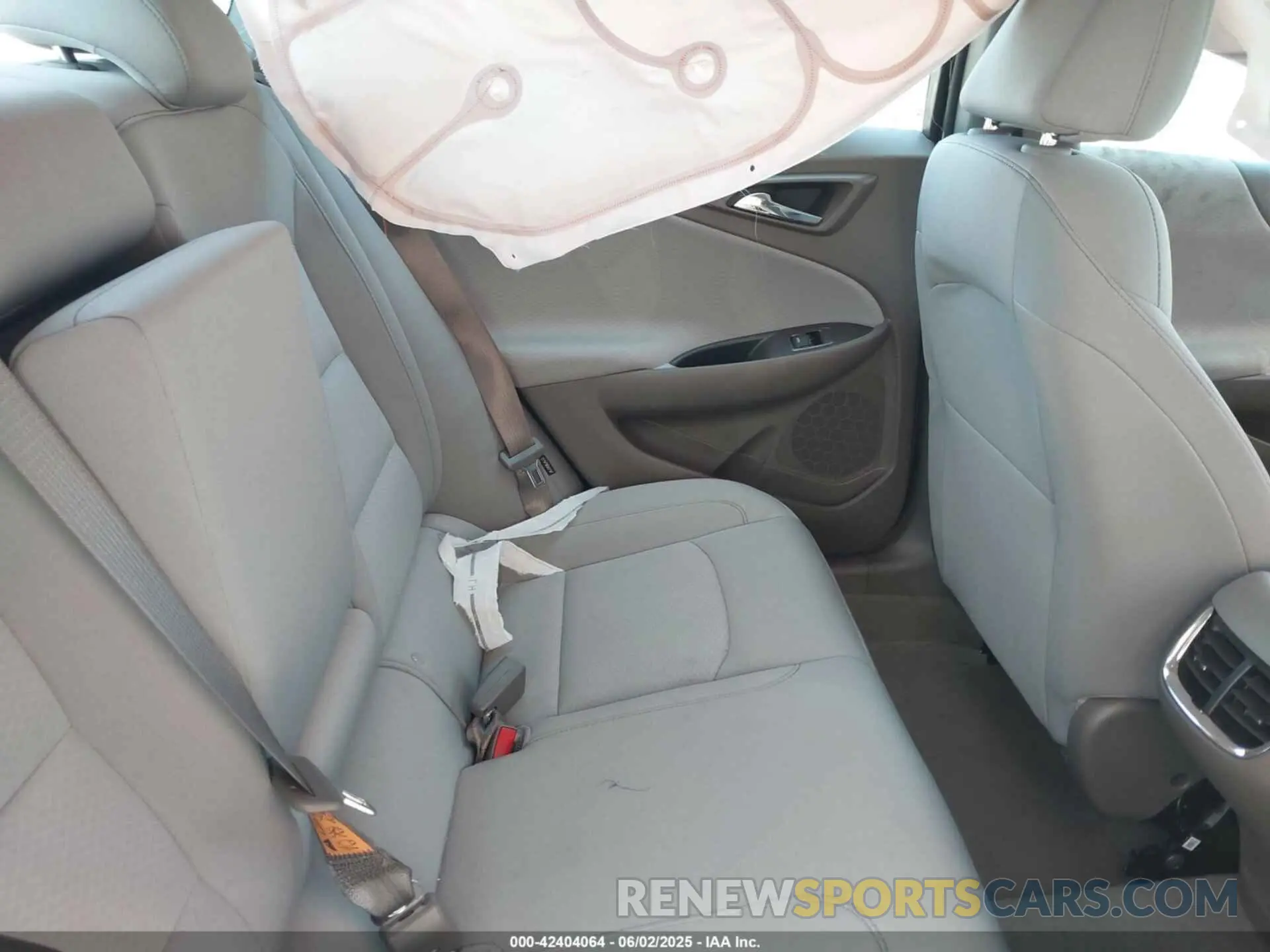 8 Photograph of a damaged car 1G1ZD5ST9SF148365 CHEVROLET MALIBU 2025