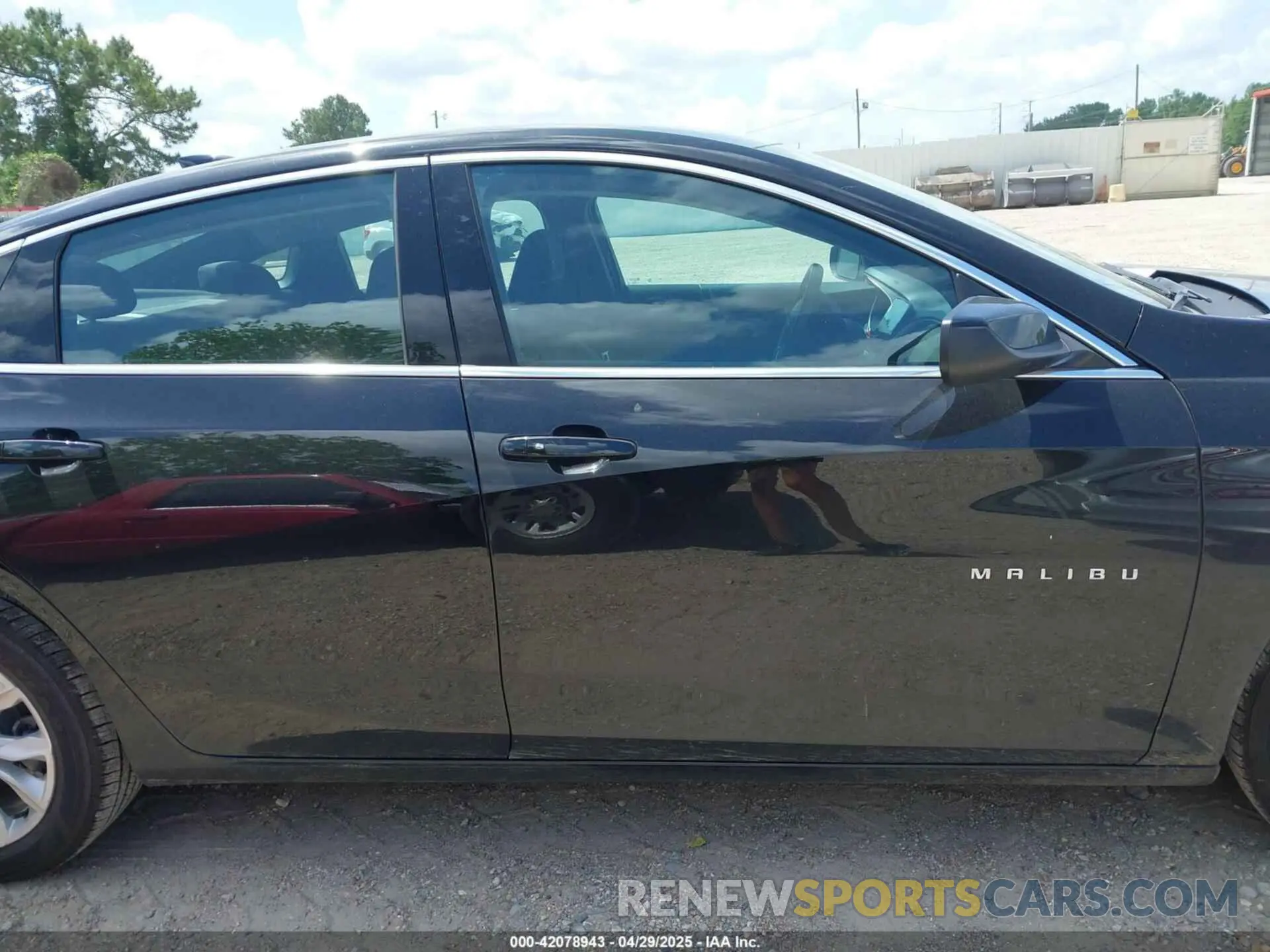 14 Photograph of a damaged car 1G1ZD5STXSF130988 CHEVROLET MALIBU 2025