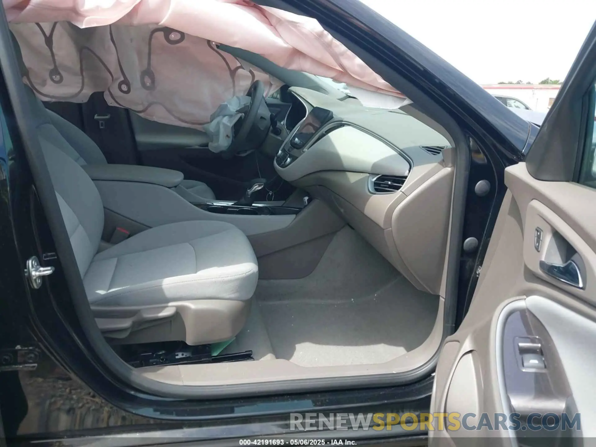 5 Photograph of a damaged car 1G1ZD5STXSF147810 CHEVROLET MALIBU 2025