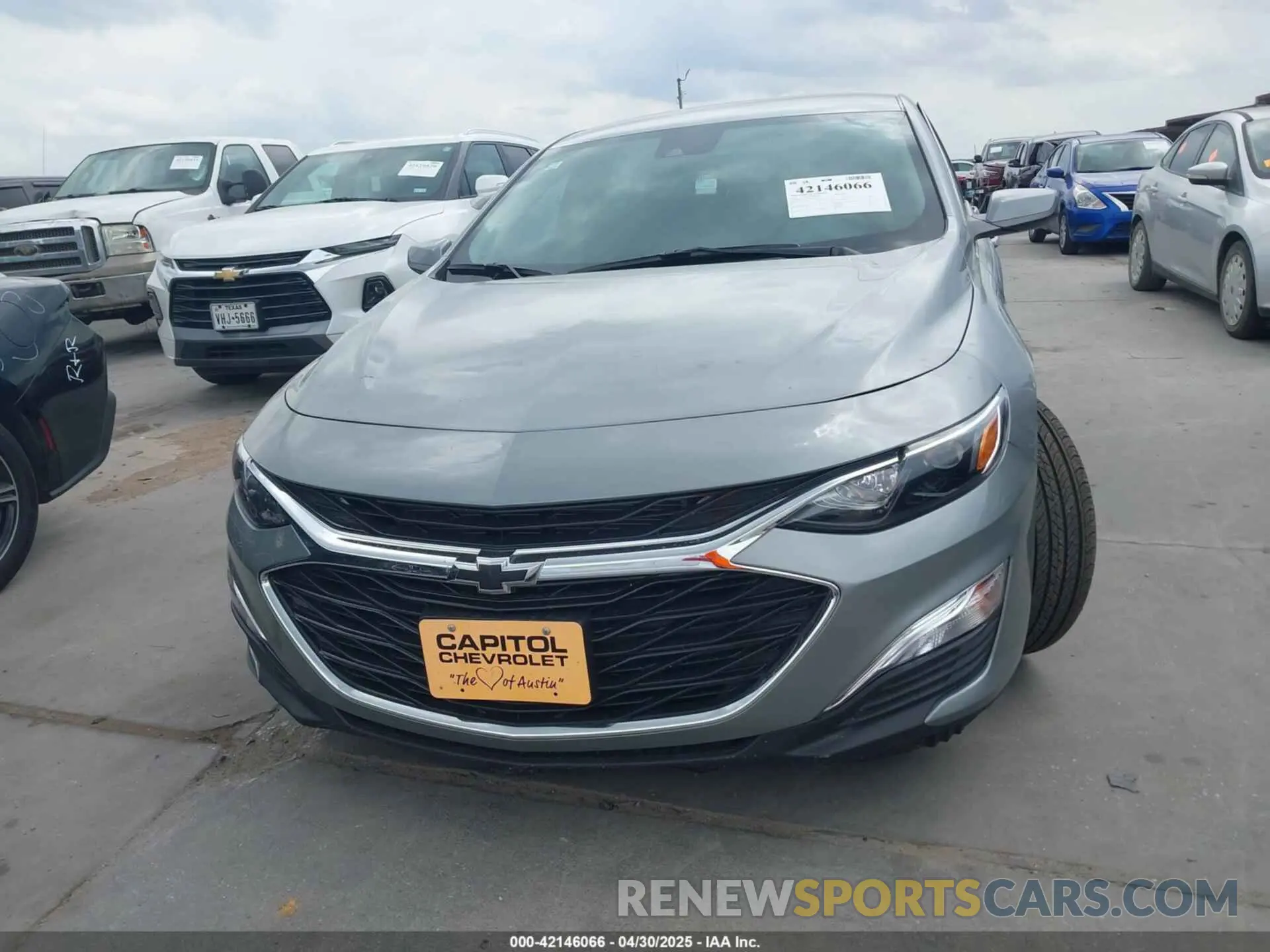 11 Photograph of a damaged car 1G1ZG5ST4SF152590 CHEVROLET MALIBU 2025