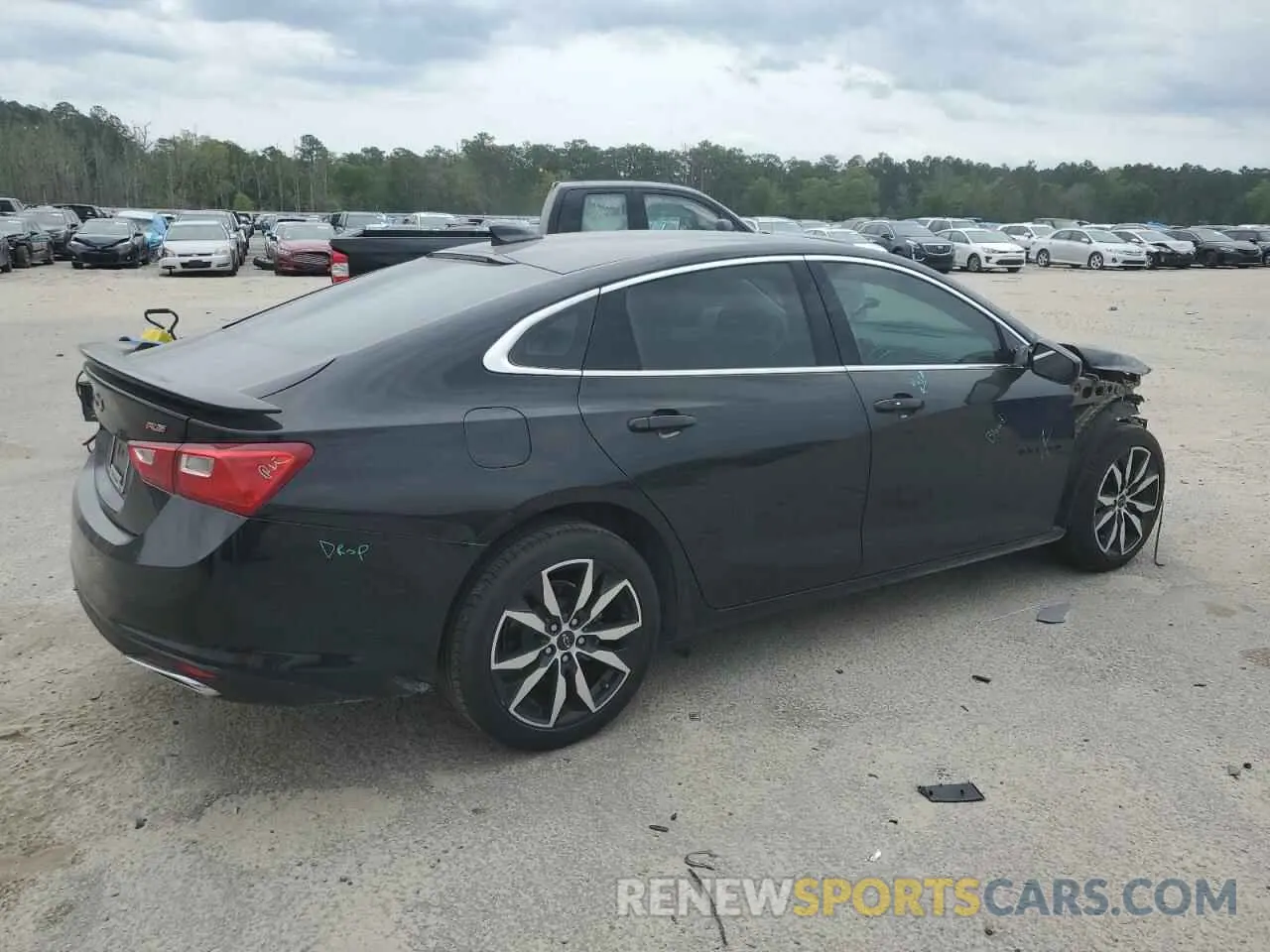 3 Photograph of a damaged car 1G1ZG5ST5SF104015 CHEVROLET MALIBU 2025