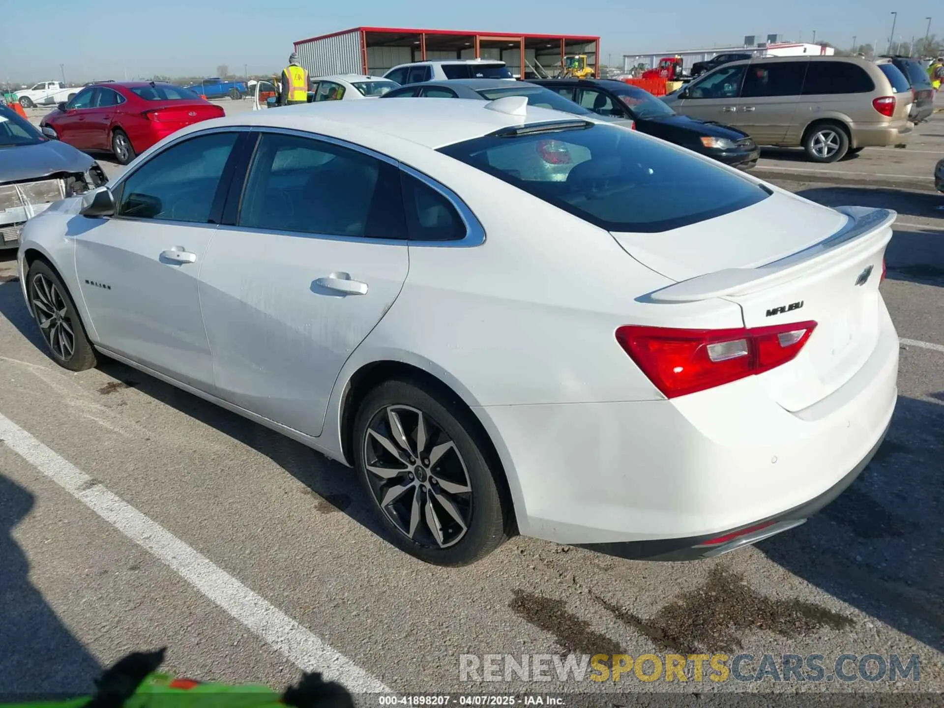 3 Photograph of a damaged car 1G1ZG5ST6SF131837 CHEVROLET MALIBU 2025