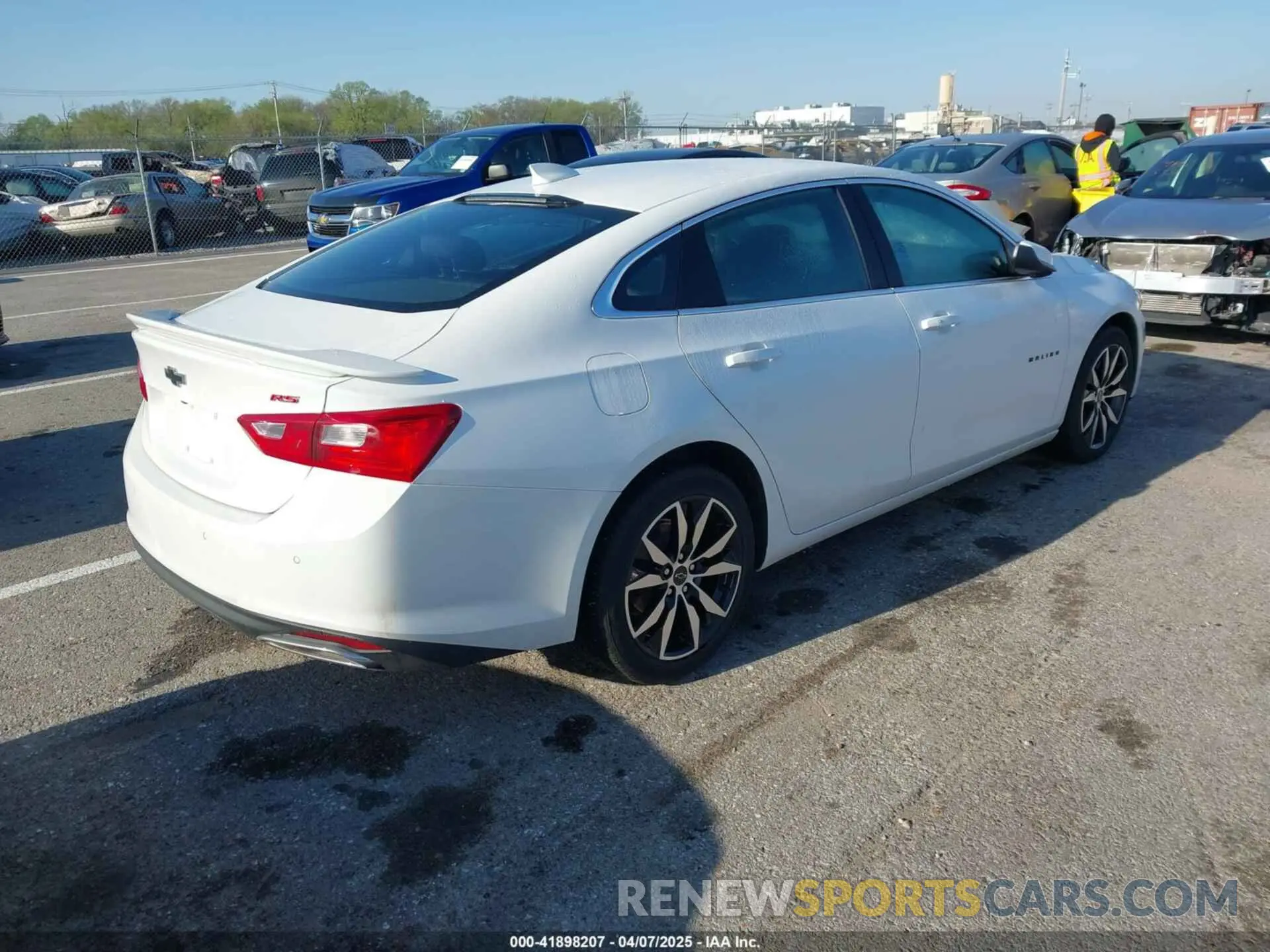 4 Photograph of a damaged car 1G1ZG5ST6SF131837 CHEVROLET MALIBU 2025