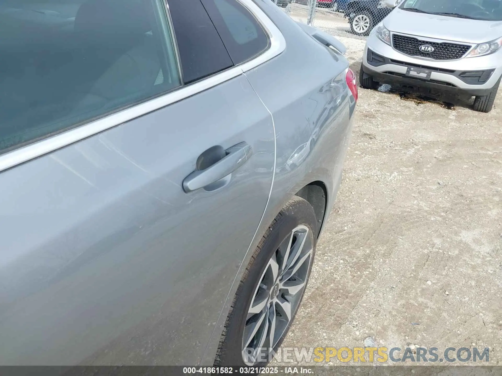 12 Photograph of a damaged car 1G1ZG5ST6SF152056 CHEVROLET MALIBU 2025