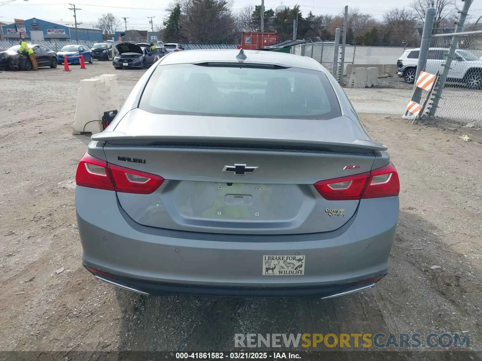 17 Photograph of a damaged car 1G1ZG5ST6SF152056 CHEVROLET MALIBU 2025