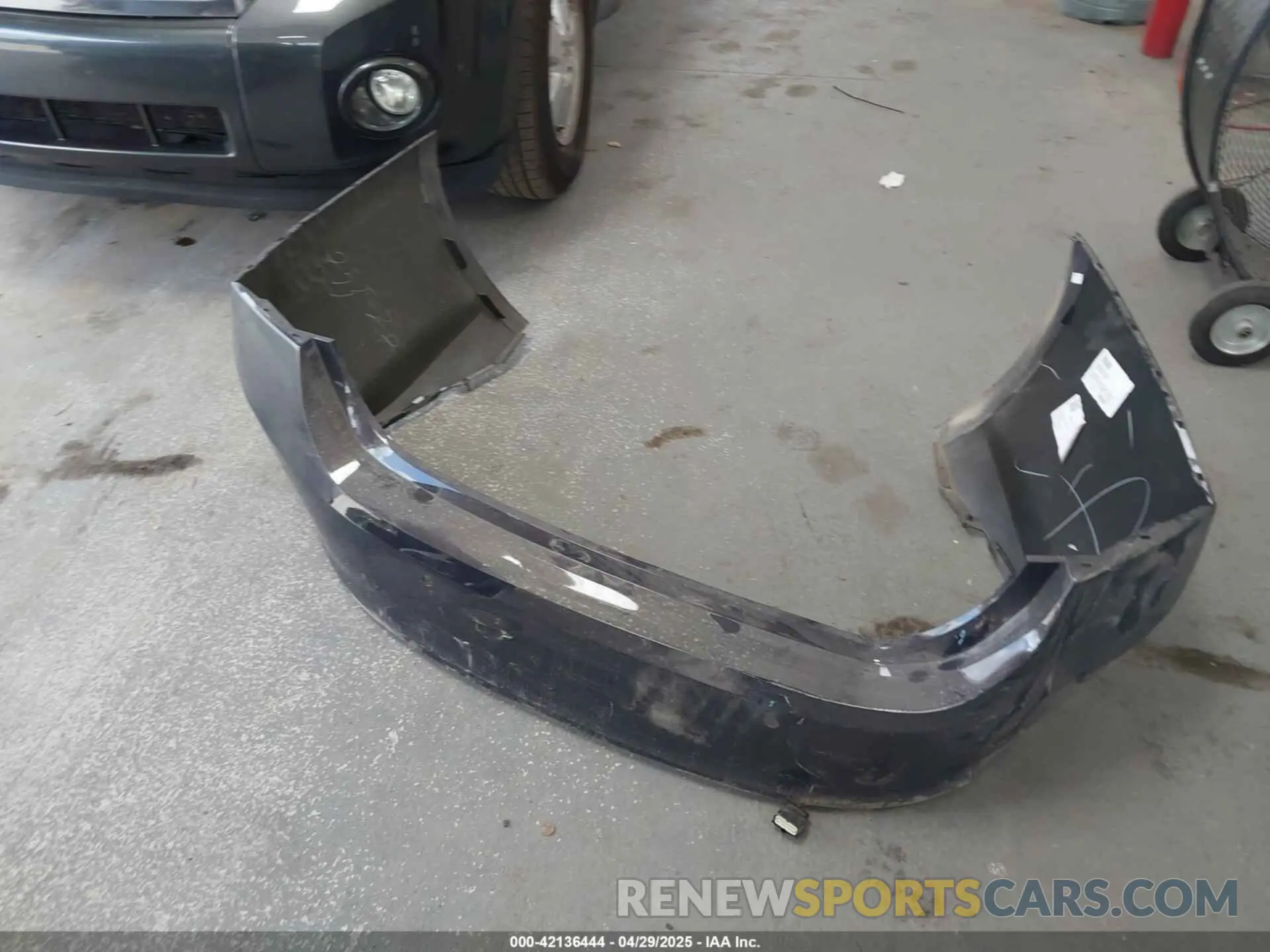 12 Photograph of a damaged car 1G1ZG5ST8SF133654 CHEVROLET MALIBU 2025
