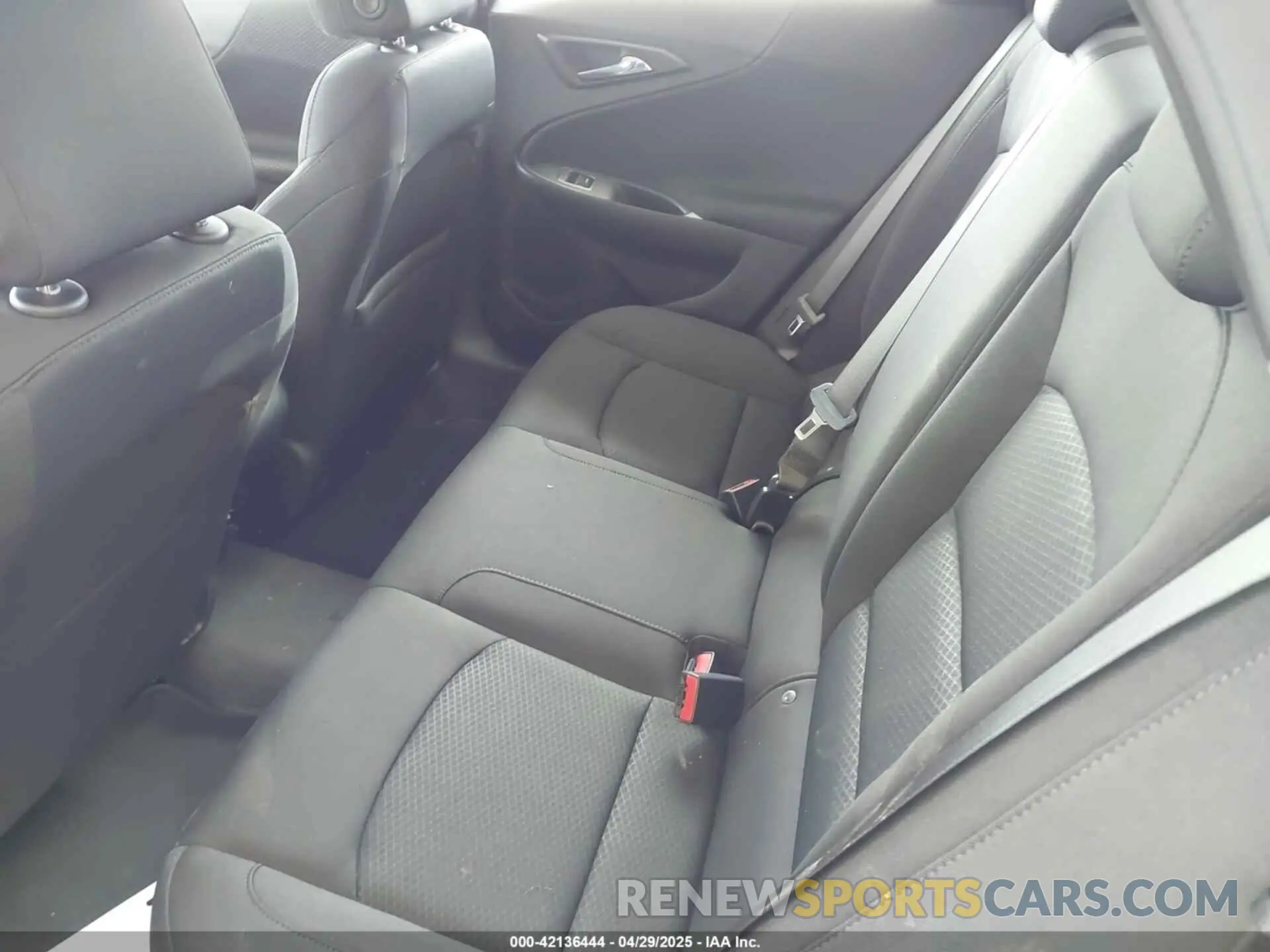 8 Photograph of a damaged car 1G1ZG5ST8SF133654 CHEVROLET MALIBU 2025