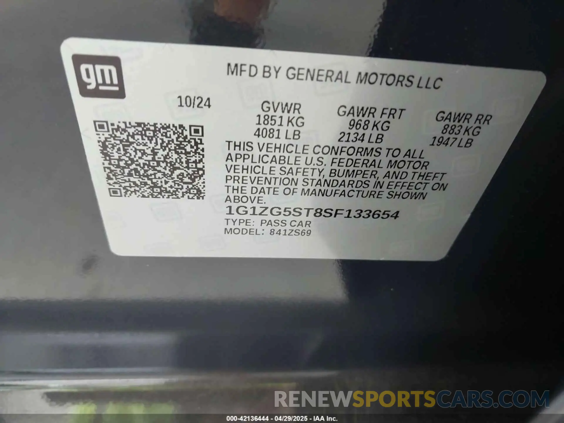 9 Photograph of a damaged car 1G1ZG5ST8SF133654 CHEVROLET MALIBU 2025
