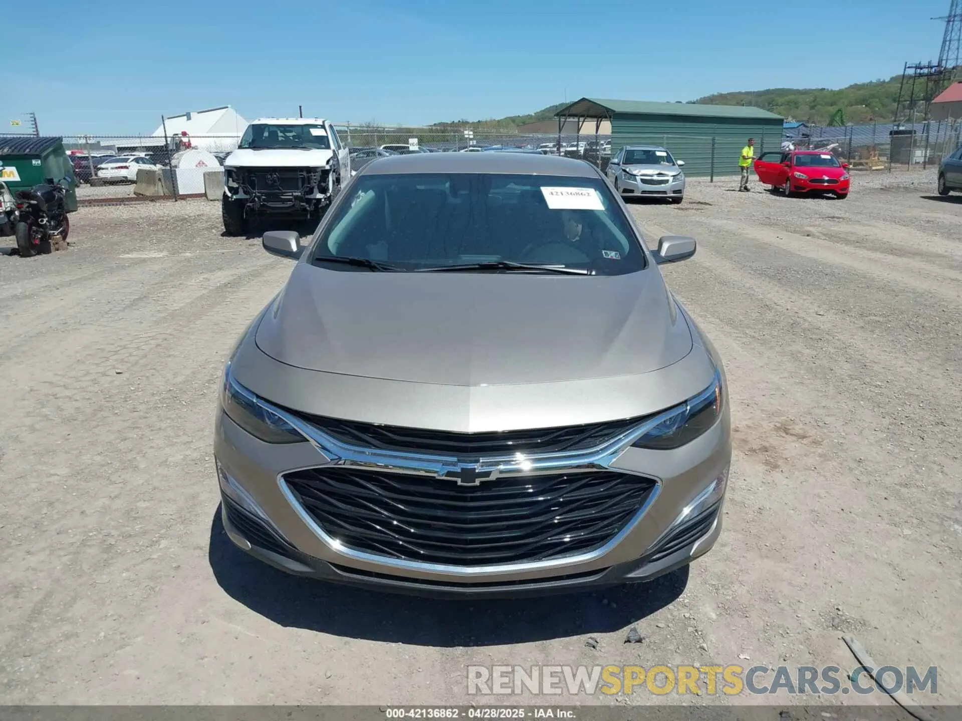 12 Photograph of a damaged car 1G1ZG5ST8SF135114 CHEVROLET MALIBU 2025