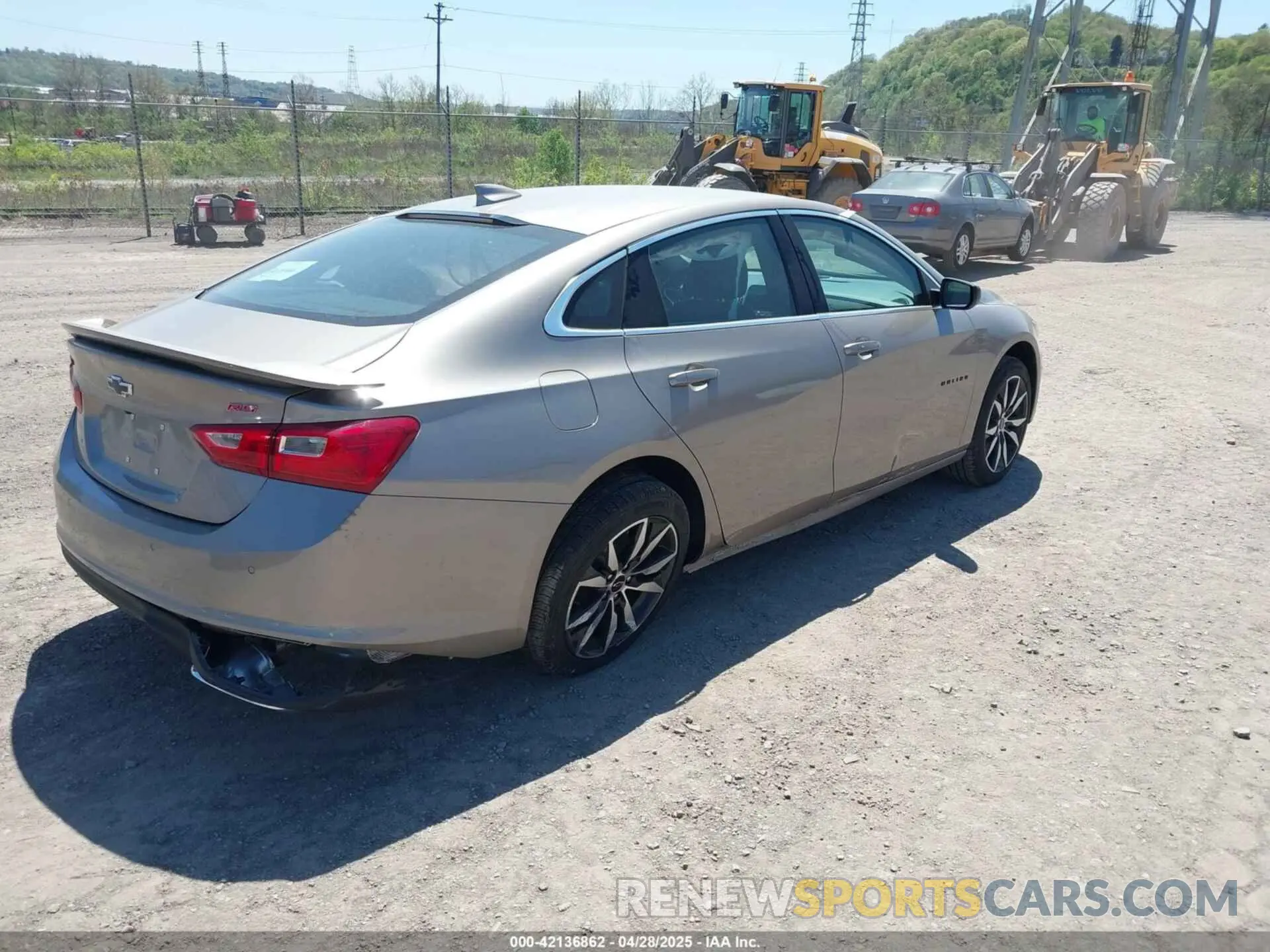 4 Photograph of a damaged car 1G1ZG5ST8SF135114 CHEVROLET MALIBU 2025
