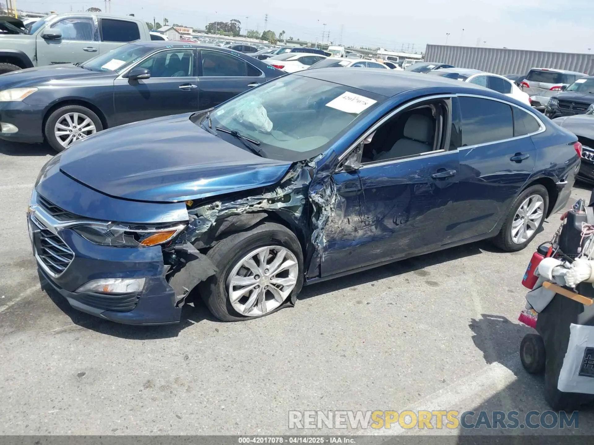 2 Photograph of a damaged car 1G1ZF5SU5KF141612 CHEVROLET MALIBU HYBRID 2019