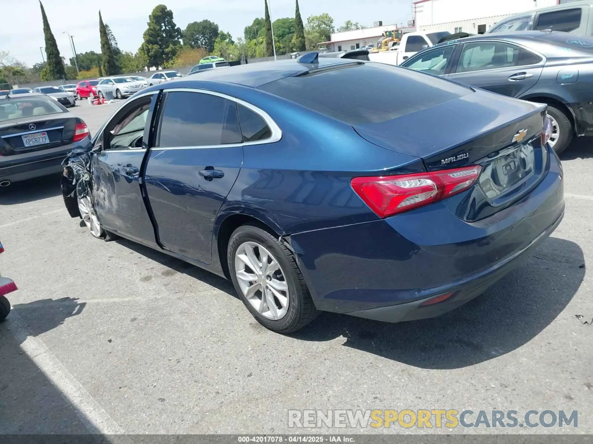3 Photograph of a damaged car 1G1ZF5SU5KF141612 CHEVROLET MALIBU HYBRID 2019
